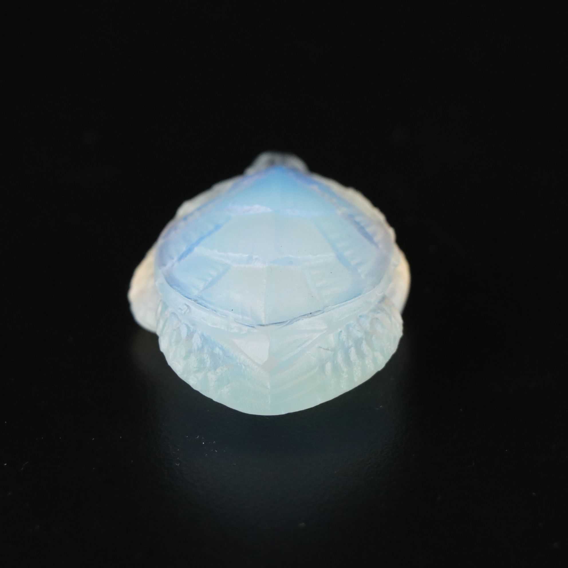Sabino Opalescent Sea Turtle Figurine