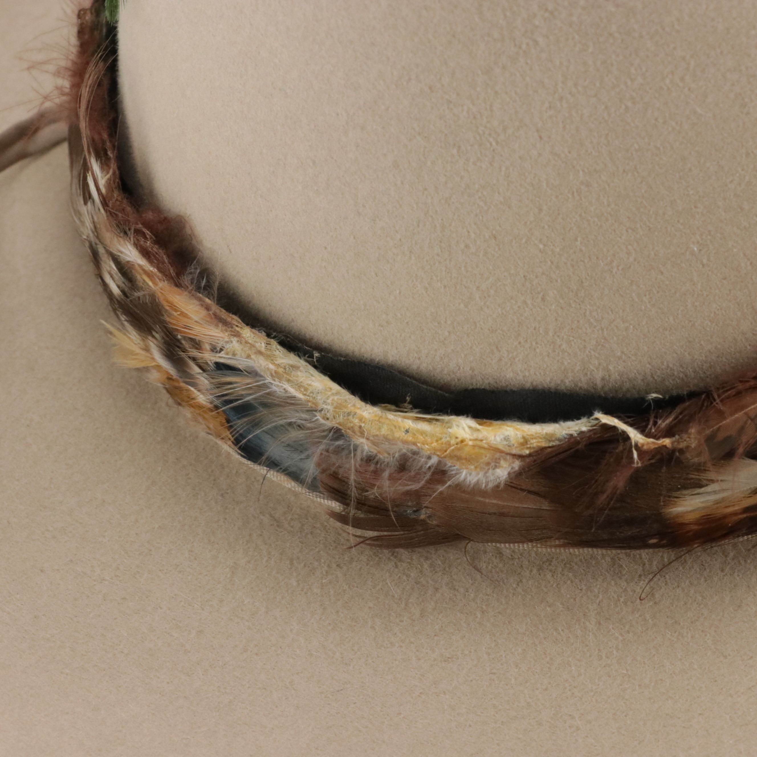 Stetson Cattleman Western Hat in Fur Felt with Feather Hatband and Box