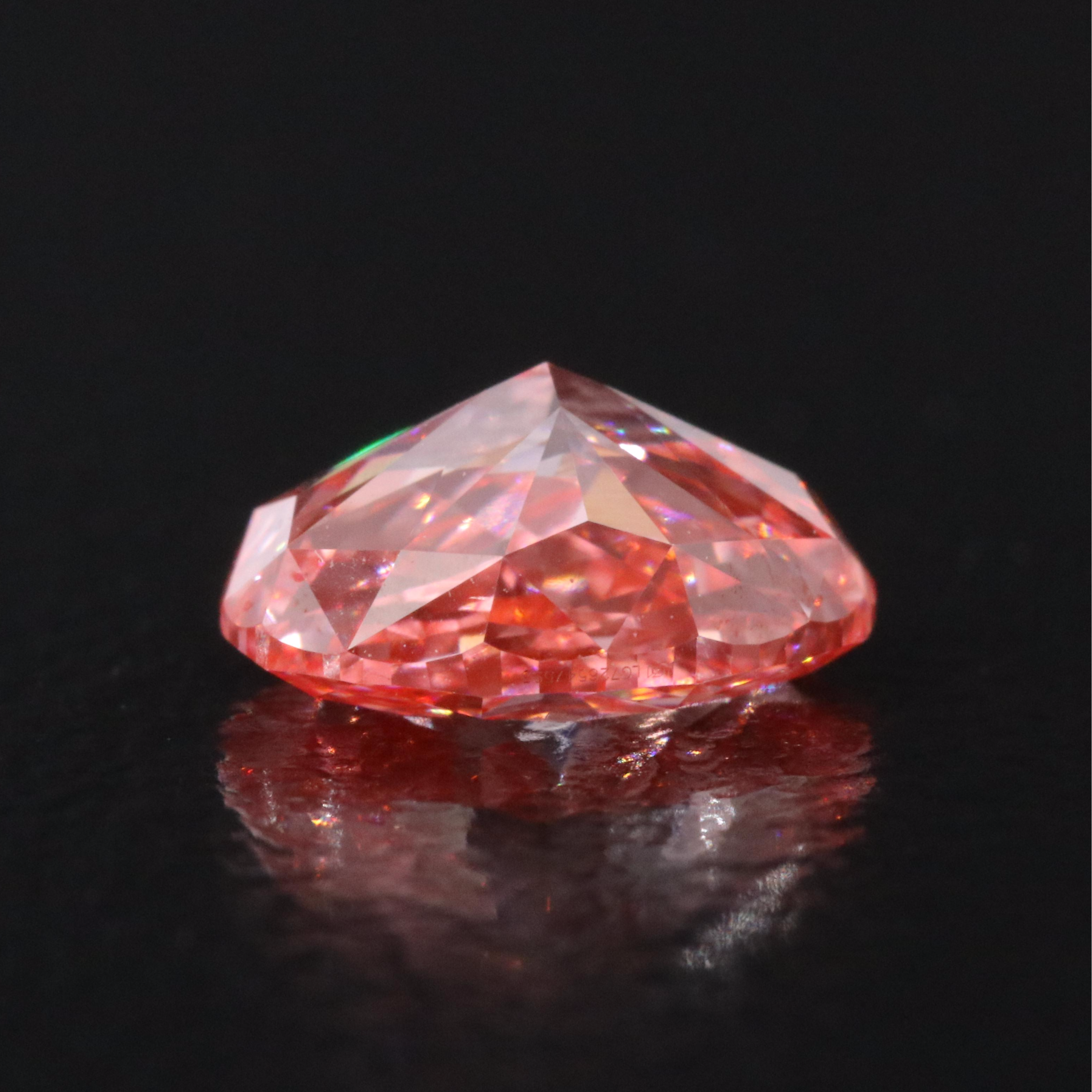 Loose 1.02 CT Lab Grown Fancy Vivid Pink Diamond with IGI Report
