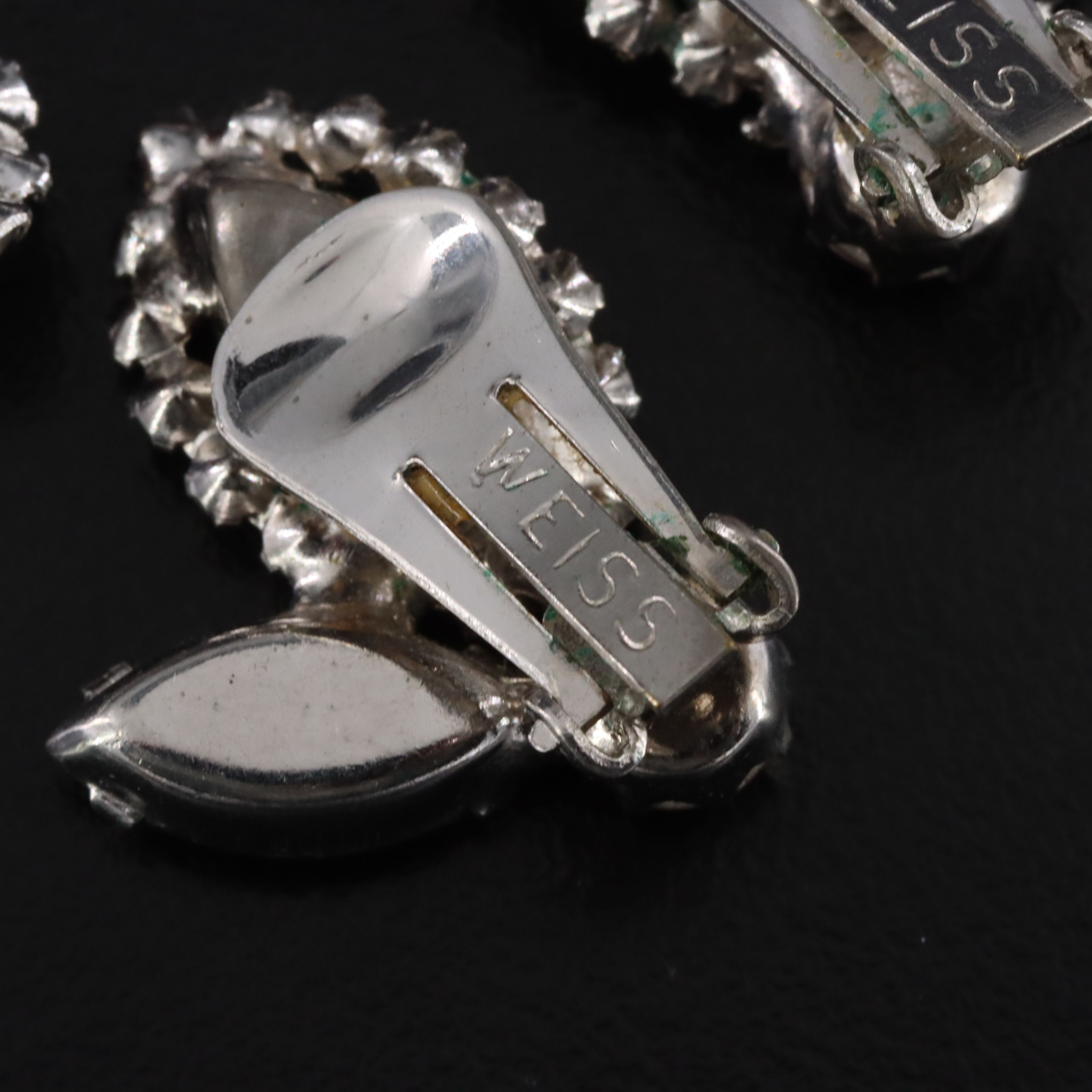 Weiss Pink Rhinestone Demi-Parure