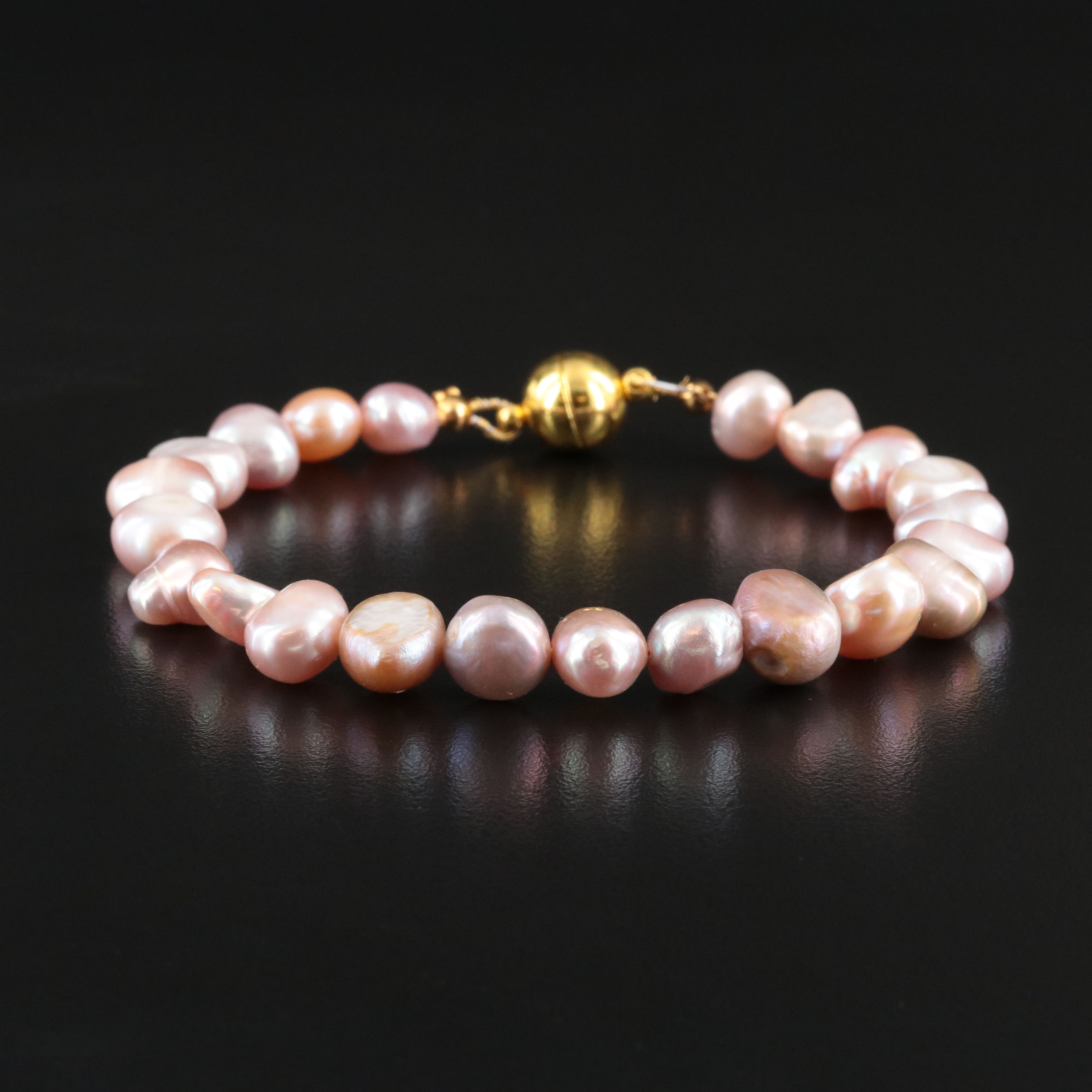 Pearl Bracelet with Magnetic Clasp