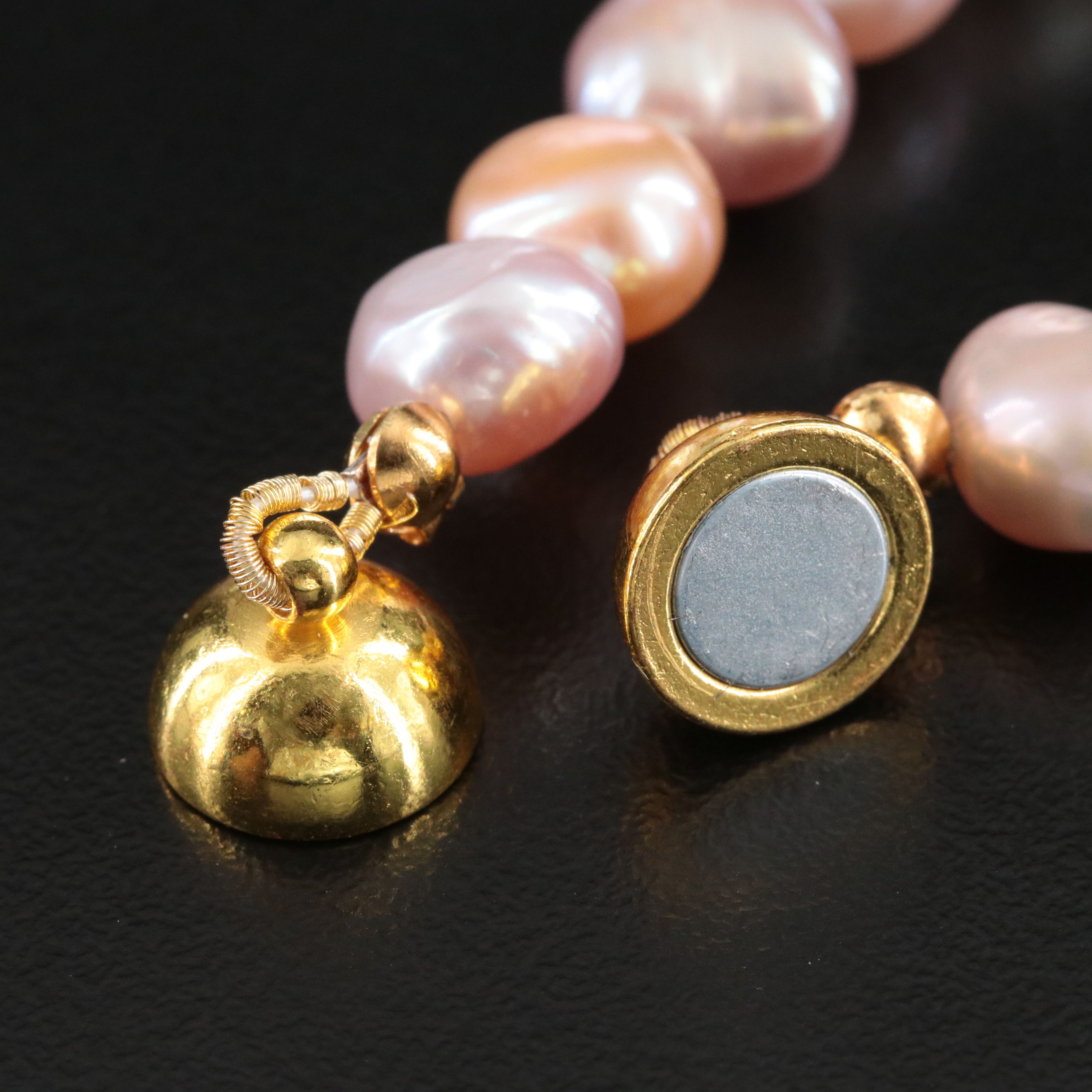 Pearl Bracelet with Magnetic Clasp