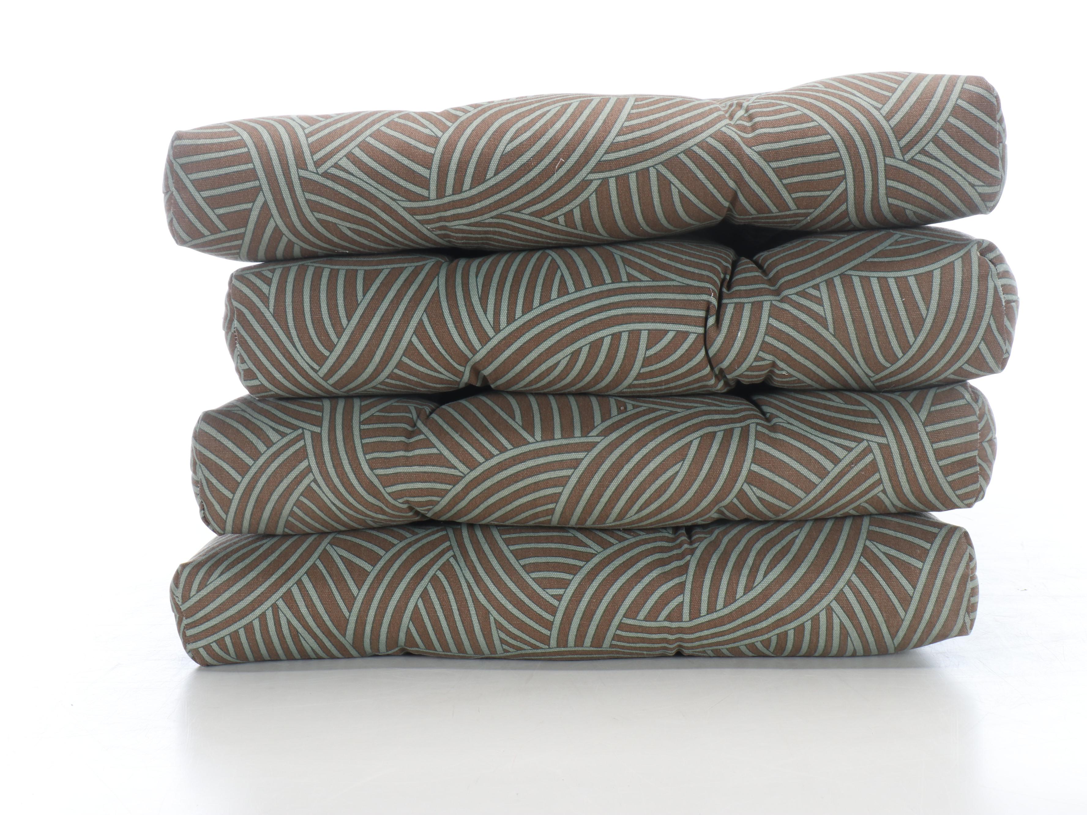 Interlocking Circle Pattern Seat Cushions