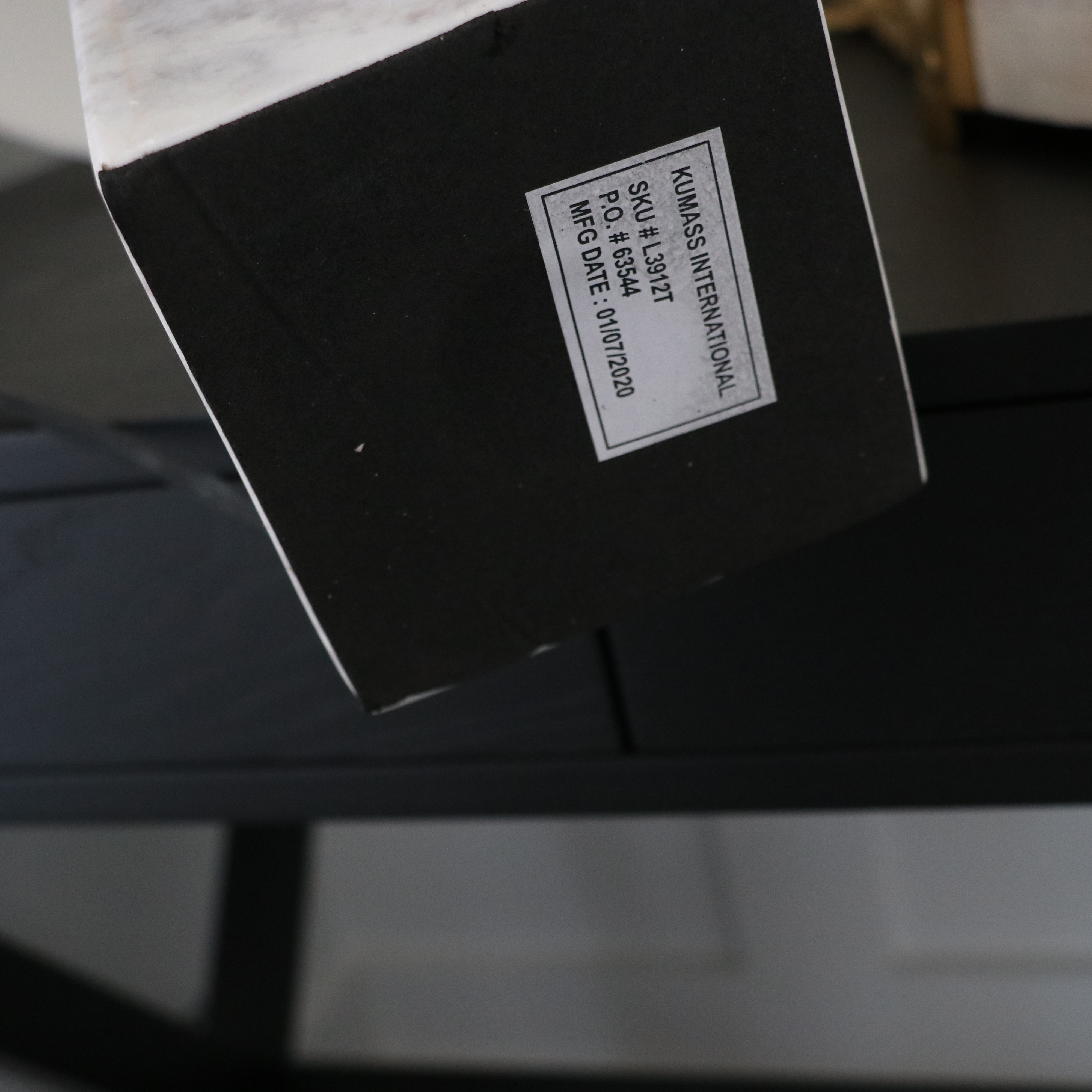 Bassett Mirror Co. "Sonya" Lamp with Modern Decor Collection