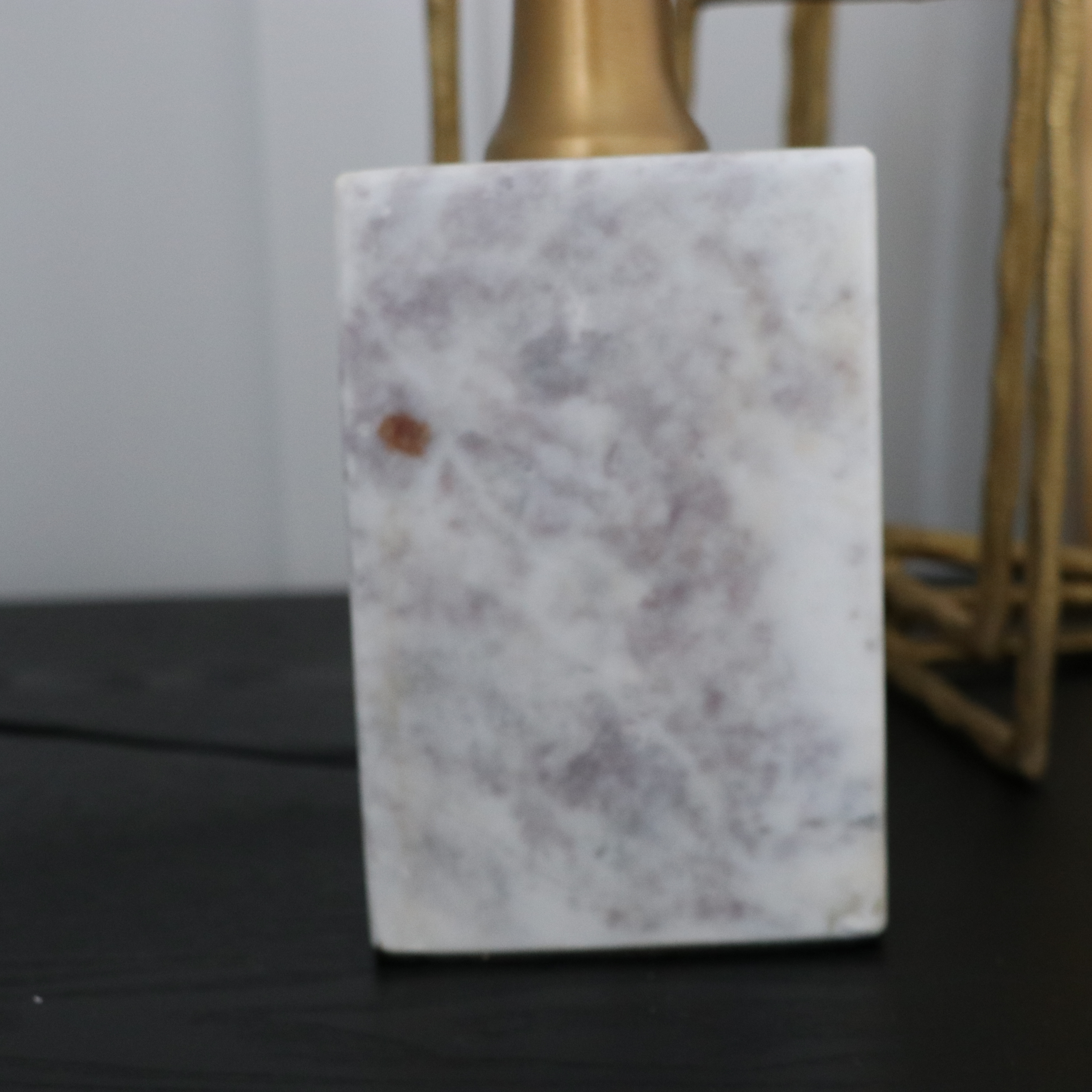 Bassett Mirror Co. "Sonya" Lamp with Modern Decor Collection