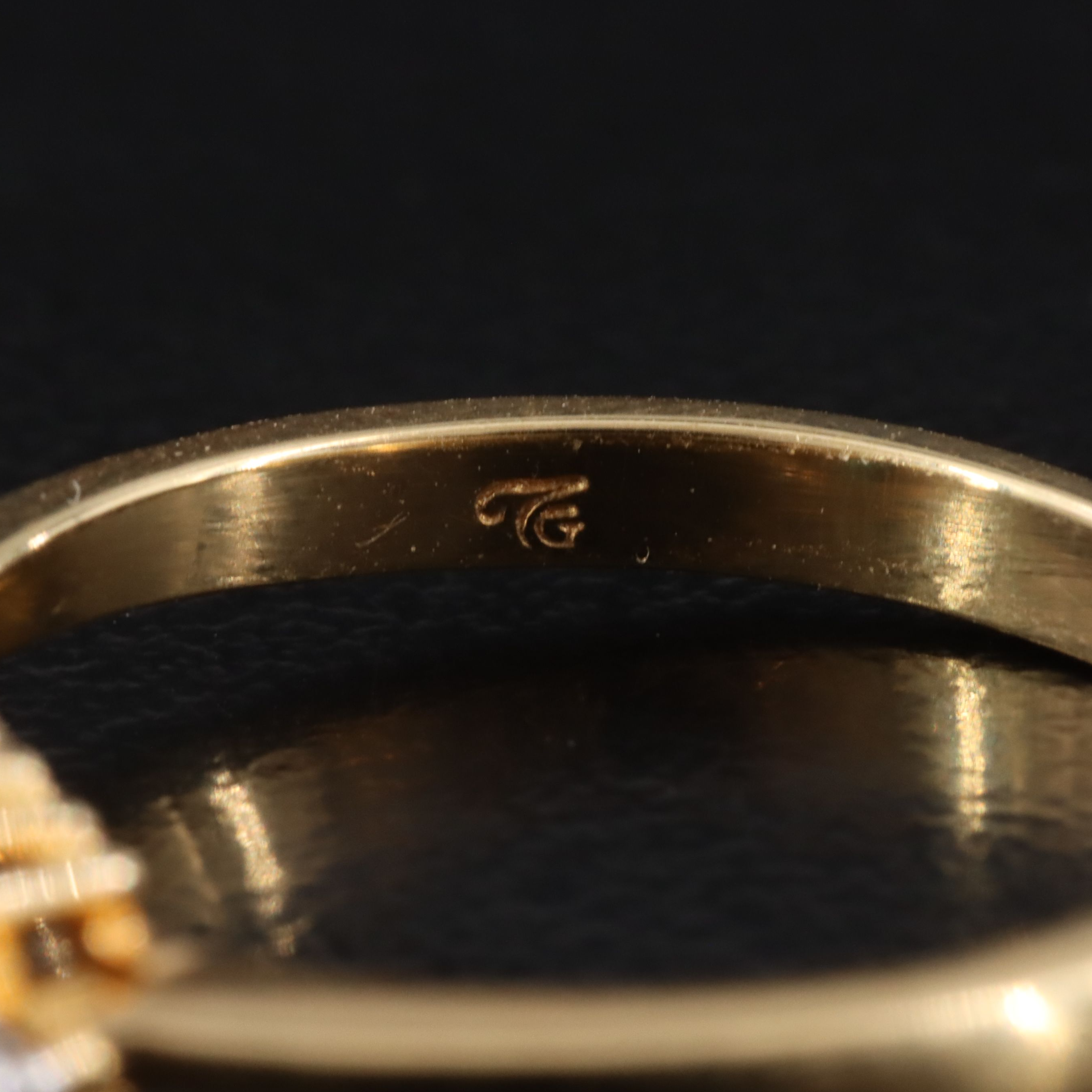 18K Alexandrite and Diamond Ring