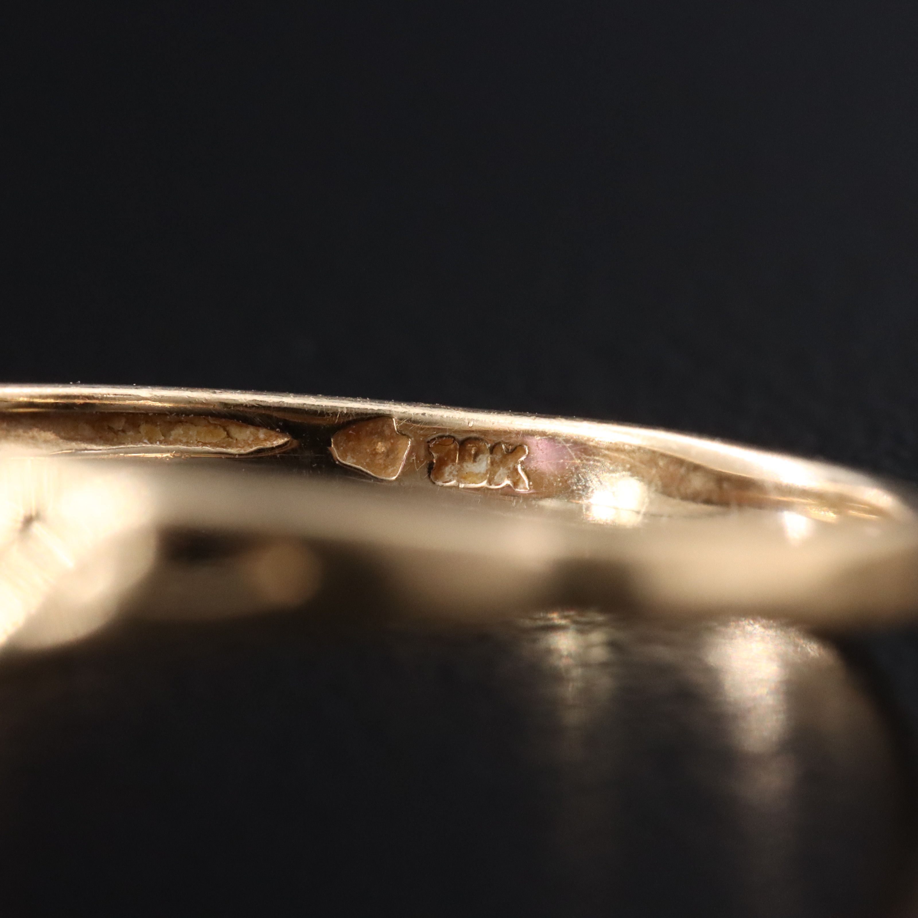 10K Amethyst and Diamond Ring