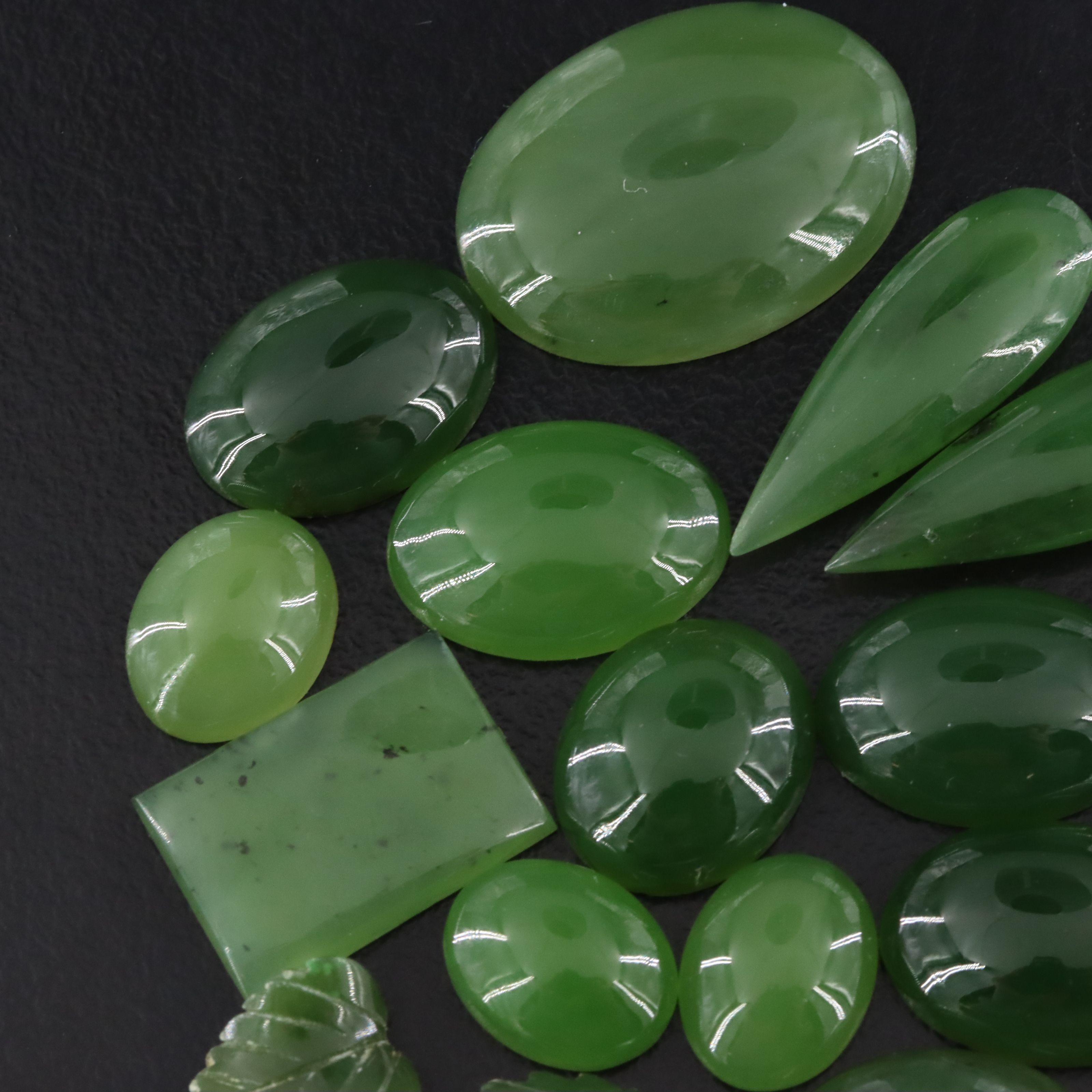 Loose Nephrite Lot