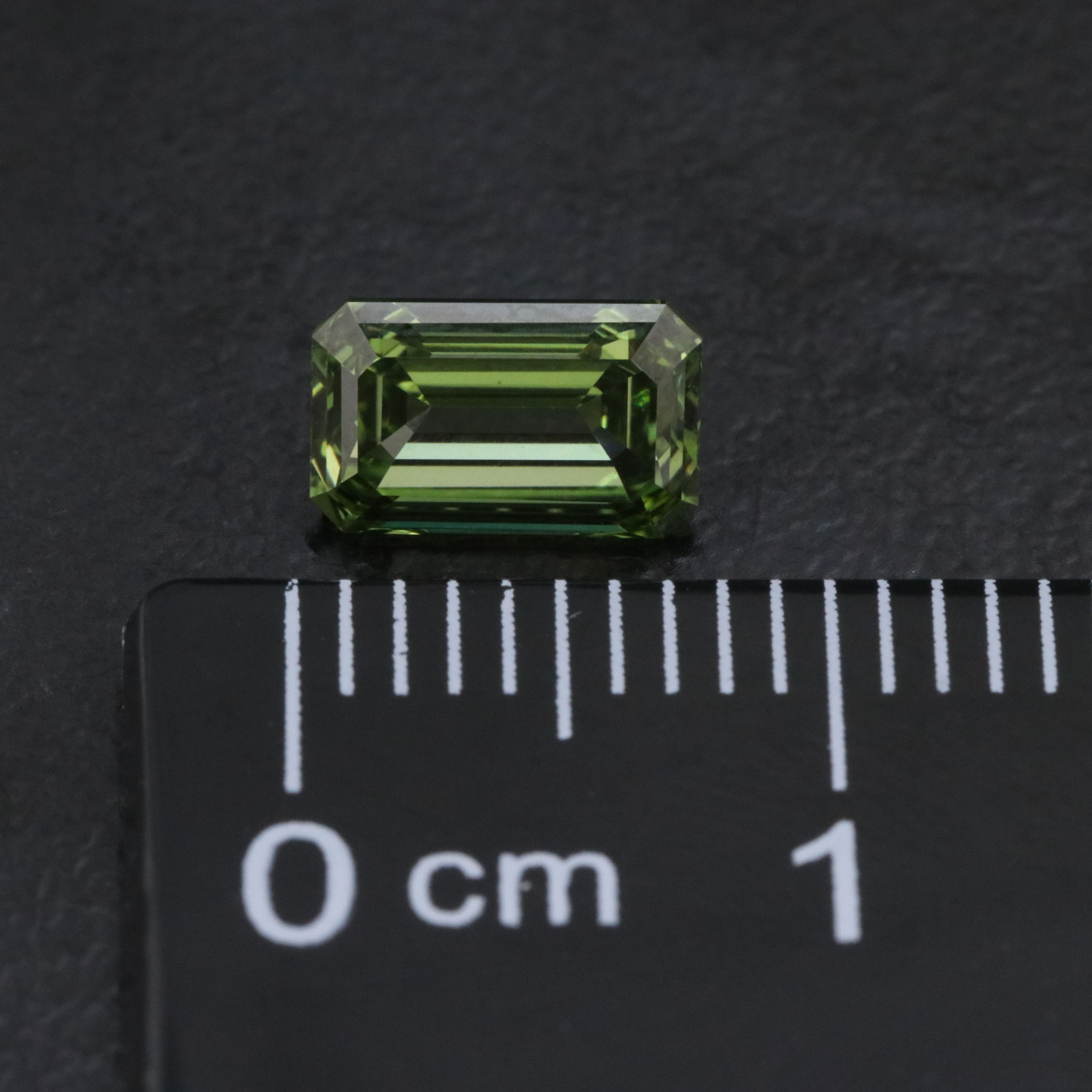Loose 1.02 CT Lab Grown Fancy Green Diamond with IGI Report