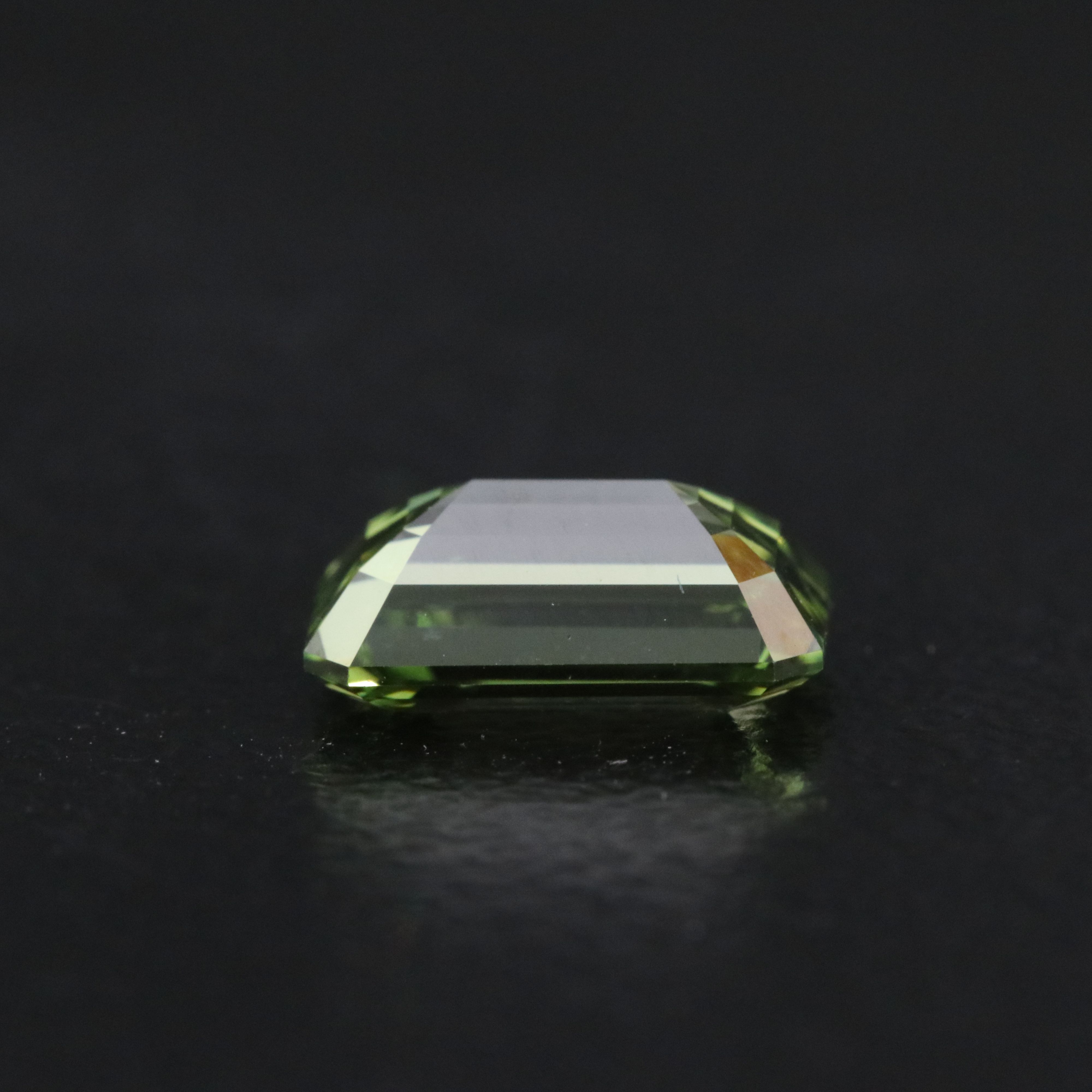 Loose 1.02 CT Lab Grown Fancy Green Diamond with IGI Report