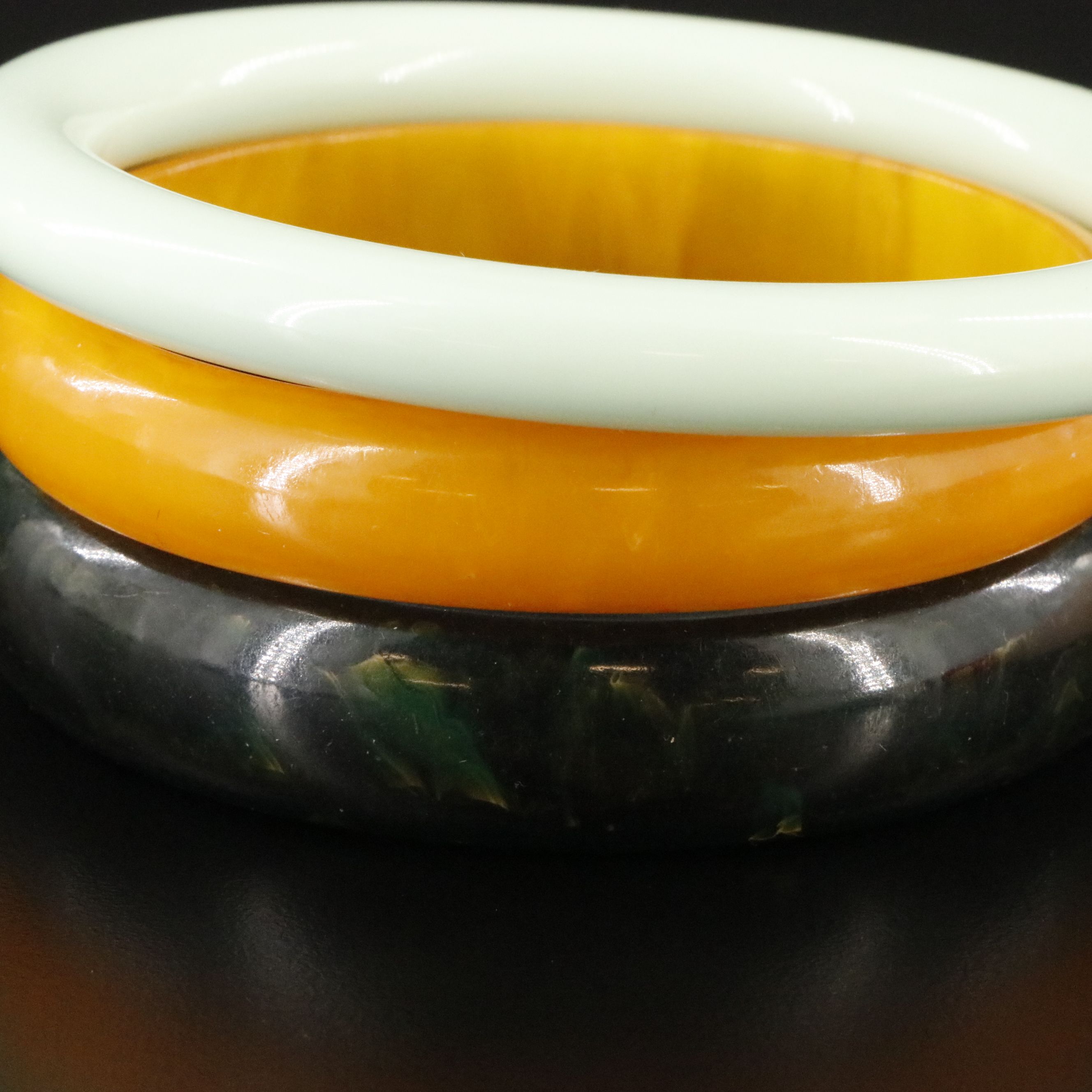 Bakelite and Resin Featured in Bangle Collection