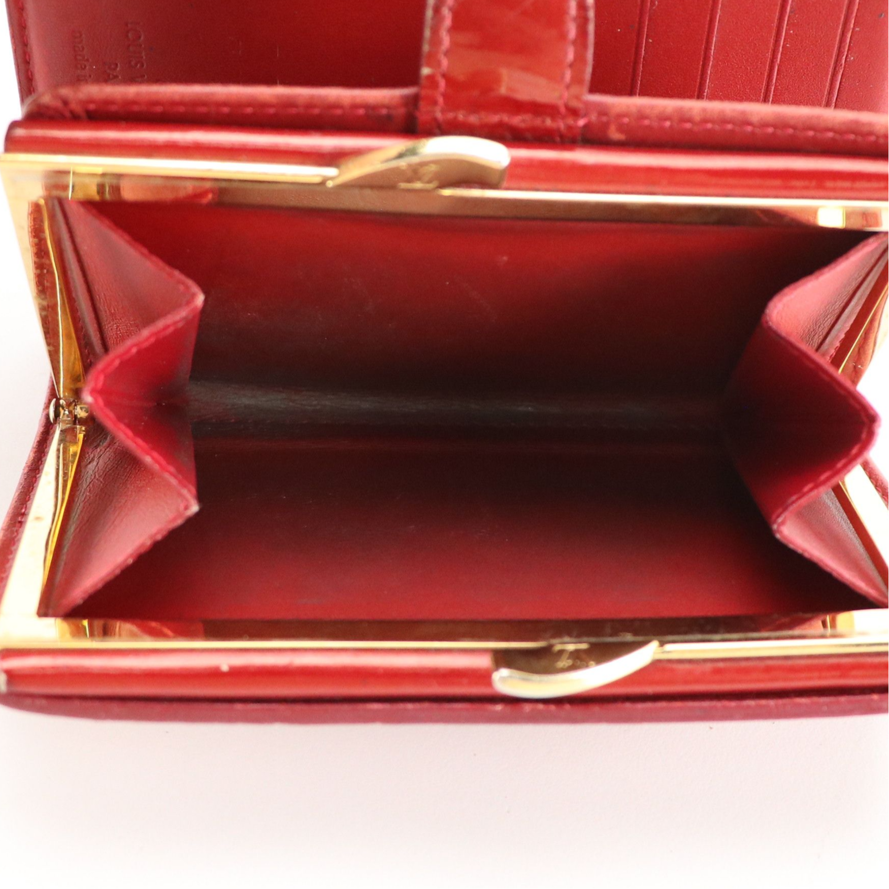 Louis Vuitton Porte-Monnaie Billets Viennois in Red Monogram Vernis Leather
