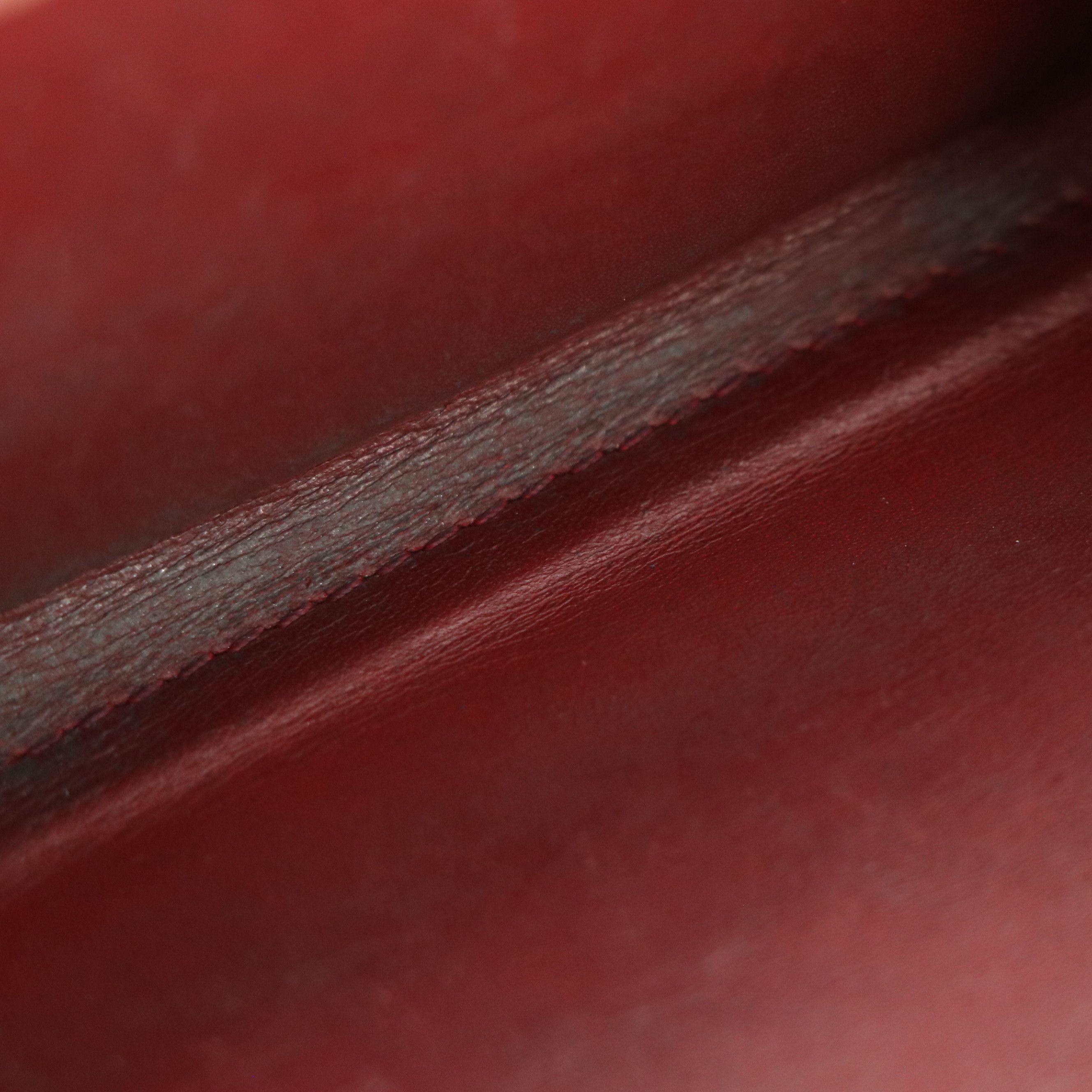 Louis Vuitton Porte-Monnaie Billets Viennois in Red Monogram Vernis Leather