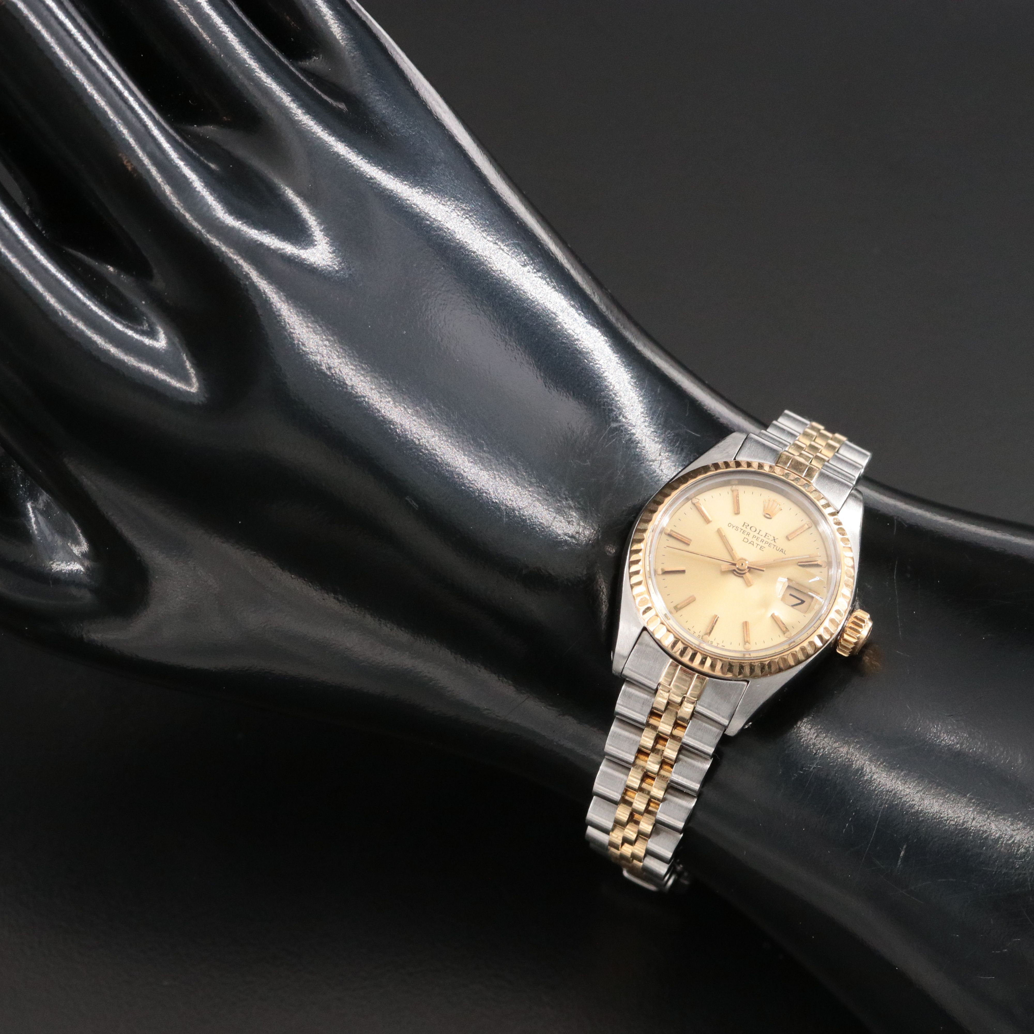 Rolex Oyster Perpetual Date 6917 Vintage Watch c.1981