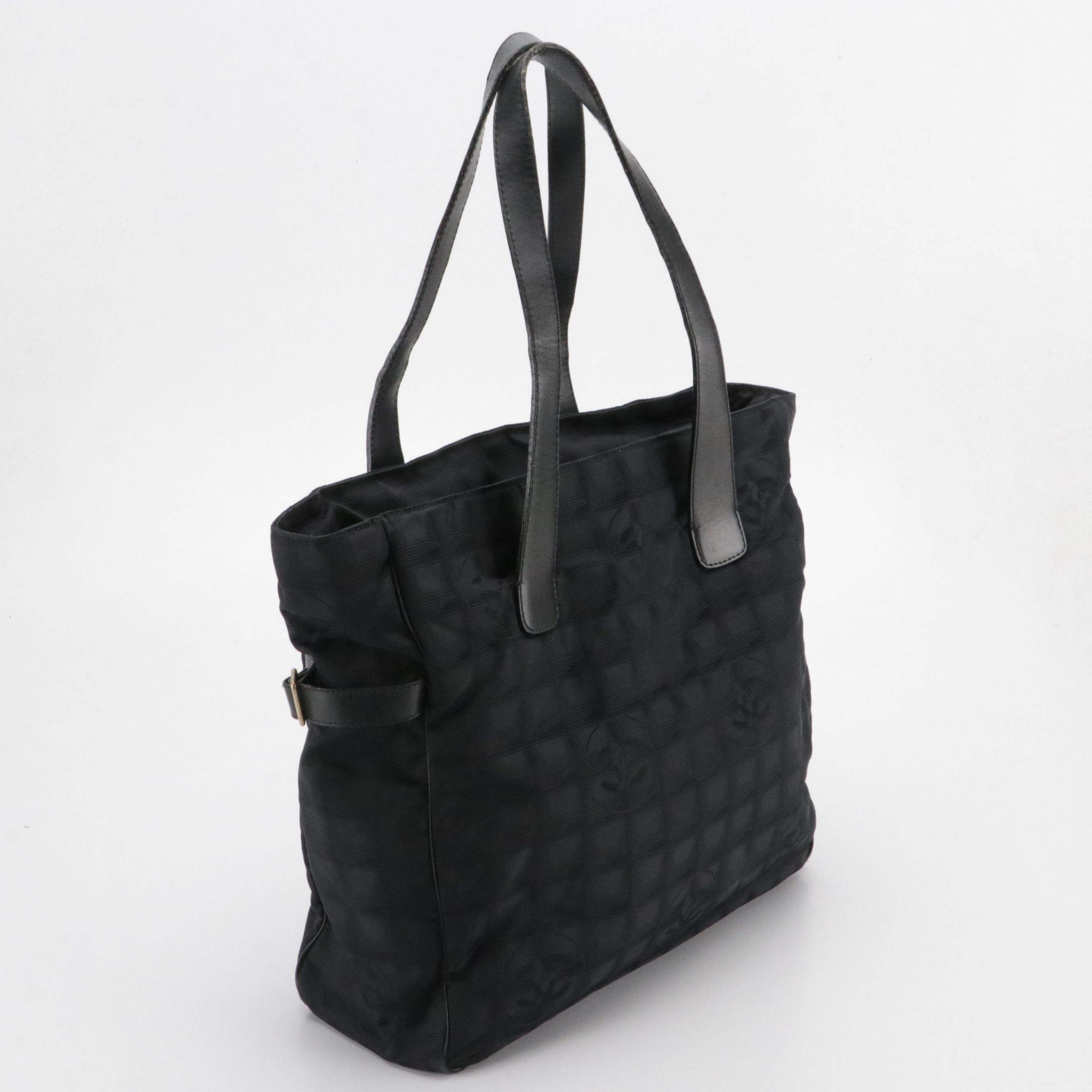 Chanel Large Travel Ligne Zip Tote in Black Nylon Jacquard and Leather Trim