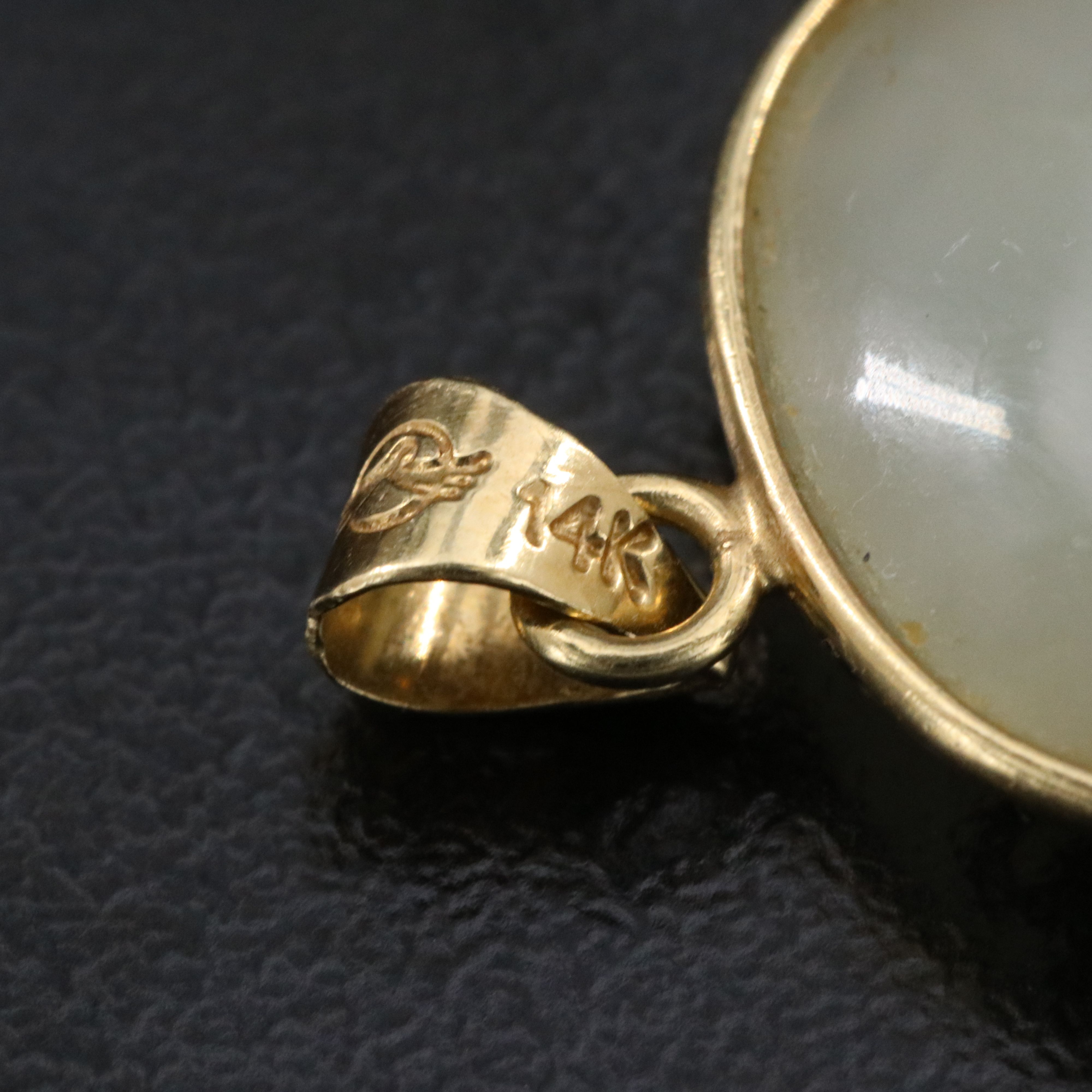 14K Nephrite Pendant
