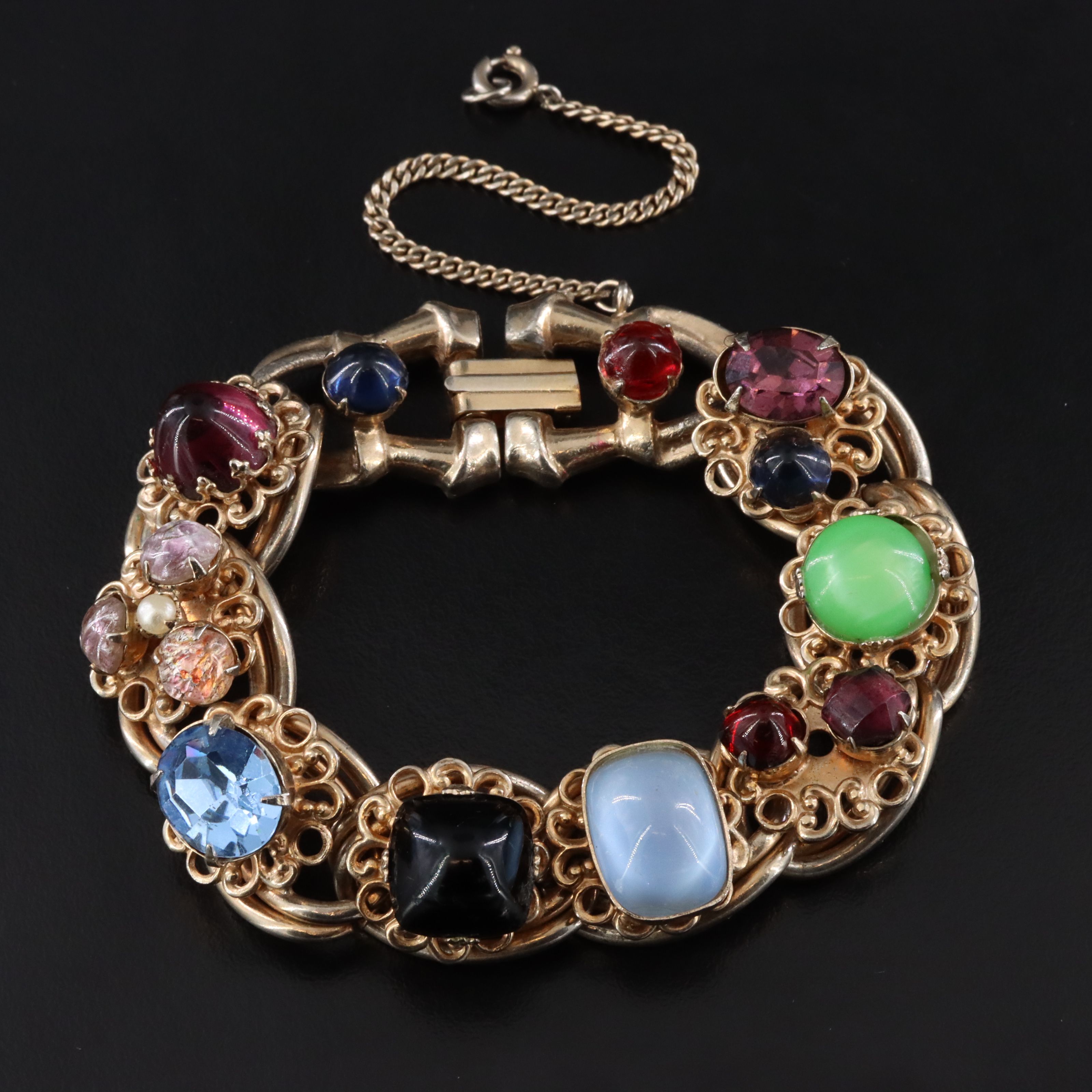 Vintage Bracelet with Faux Pearls and Glass