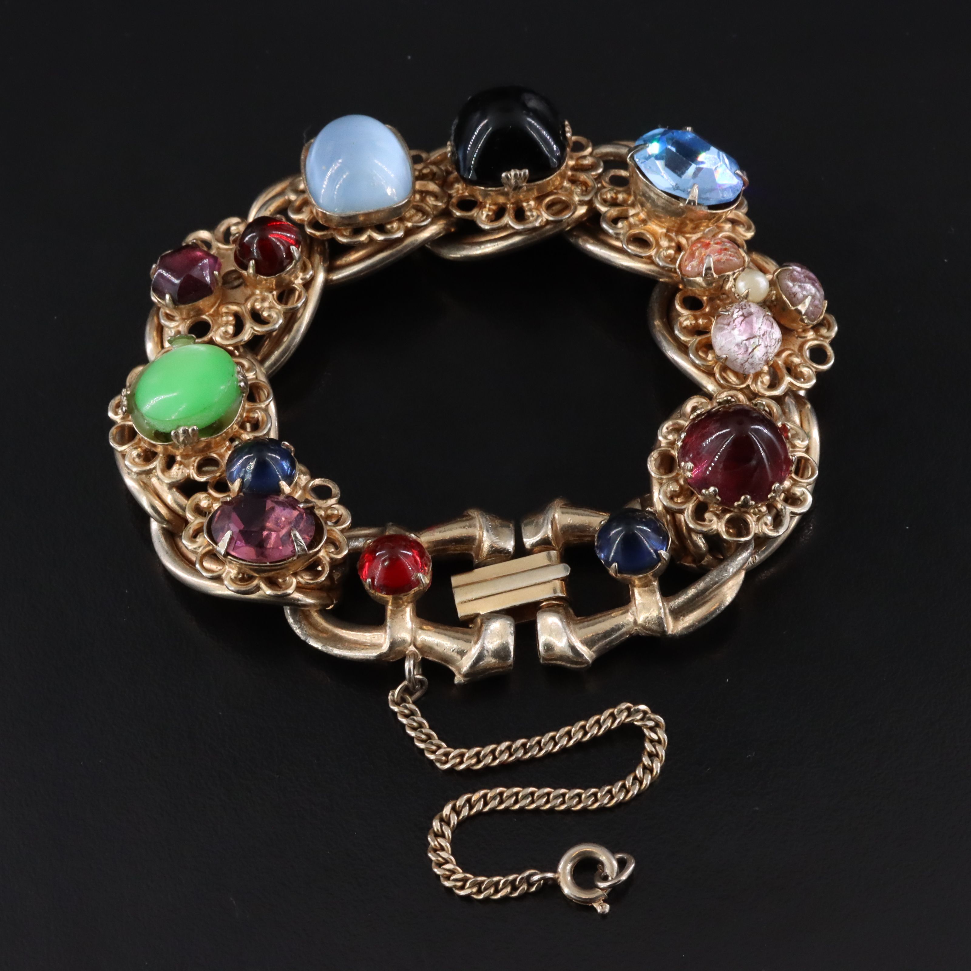 Vintage Bracelet with Faux Pearls and Glass