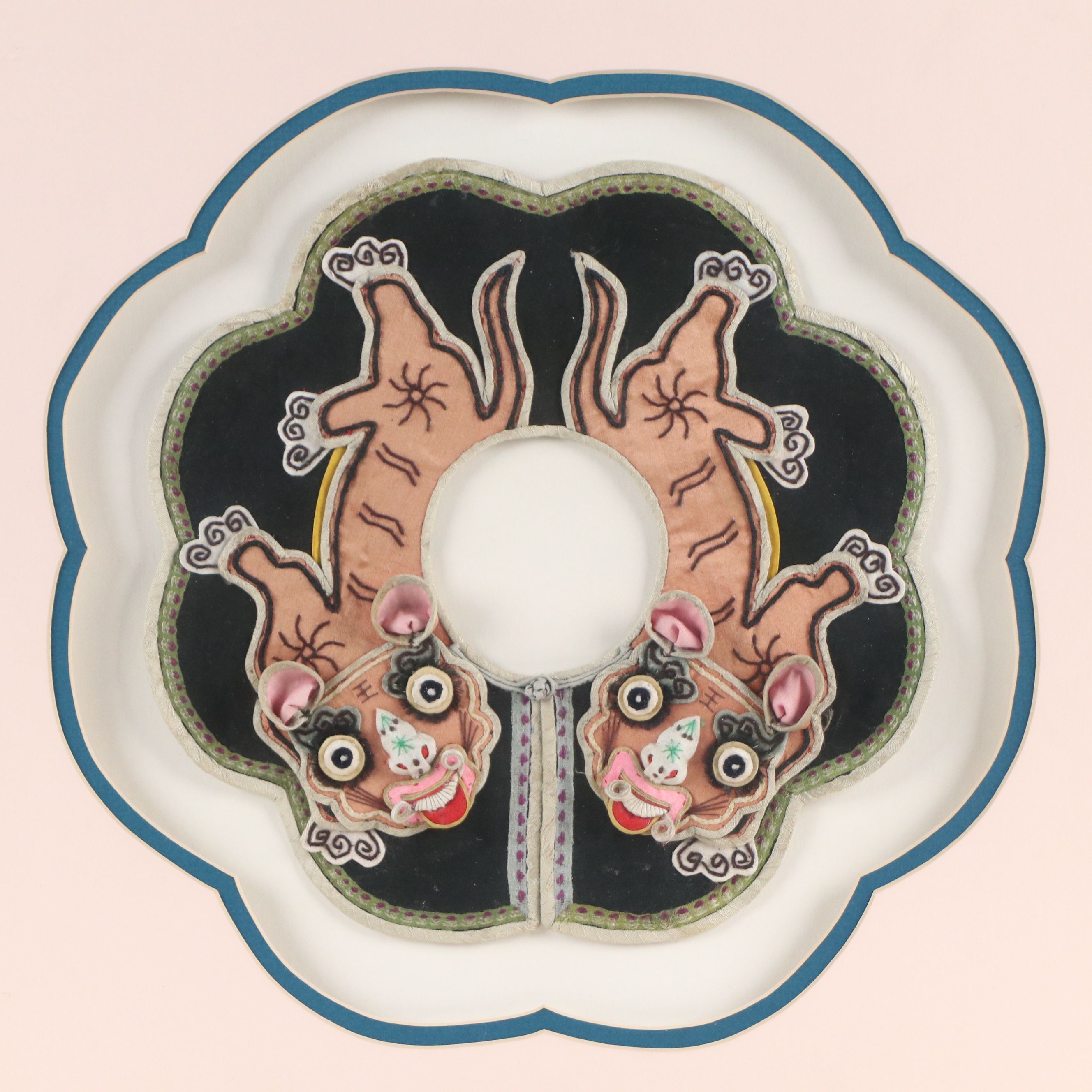 Chinese Late Qing Dynasty Embroidered Silk Children's Cloud Collar