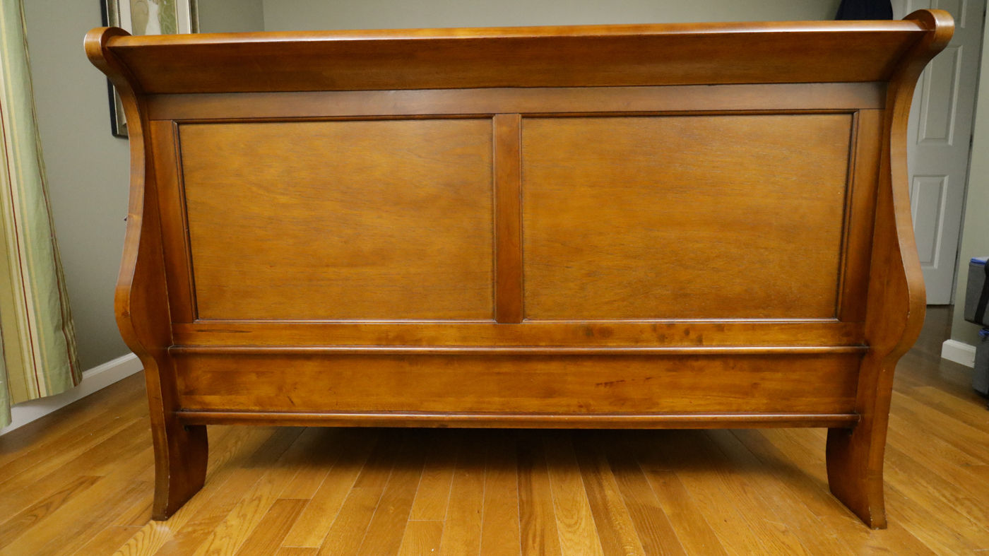 Louis Philippe Style Cherry Queen Sleigh Bed in Cherry Finish