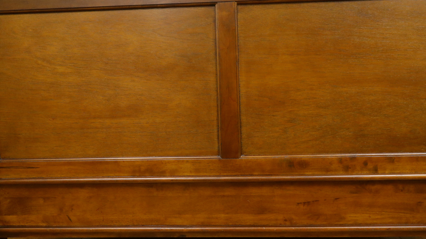Louis Philippe Style Cherry Queen Sleigh Bed in Cherry Finish