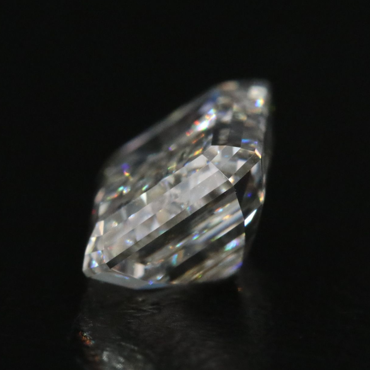 Loose 2.40 CT Lab Grown Diamond with IGI Report