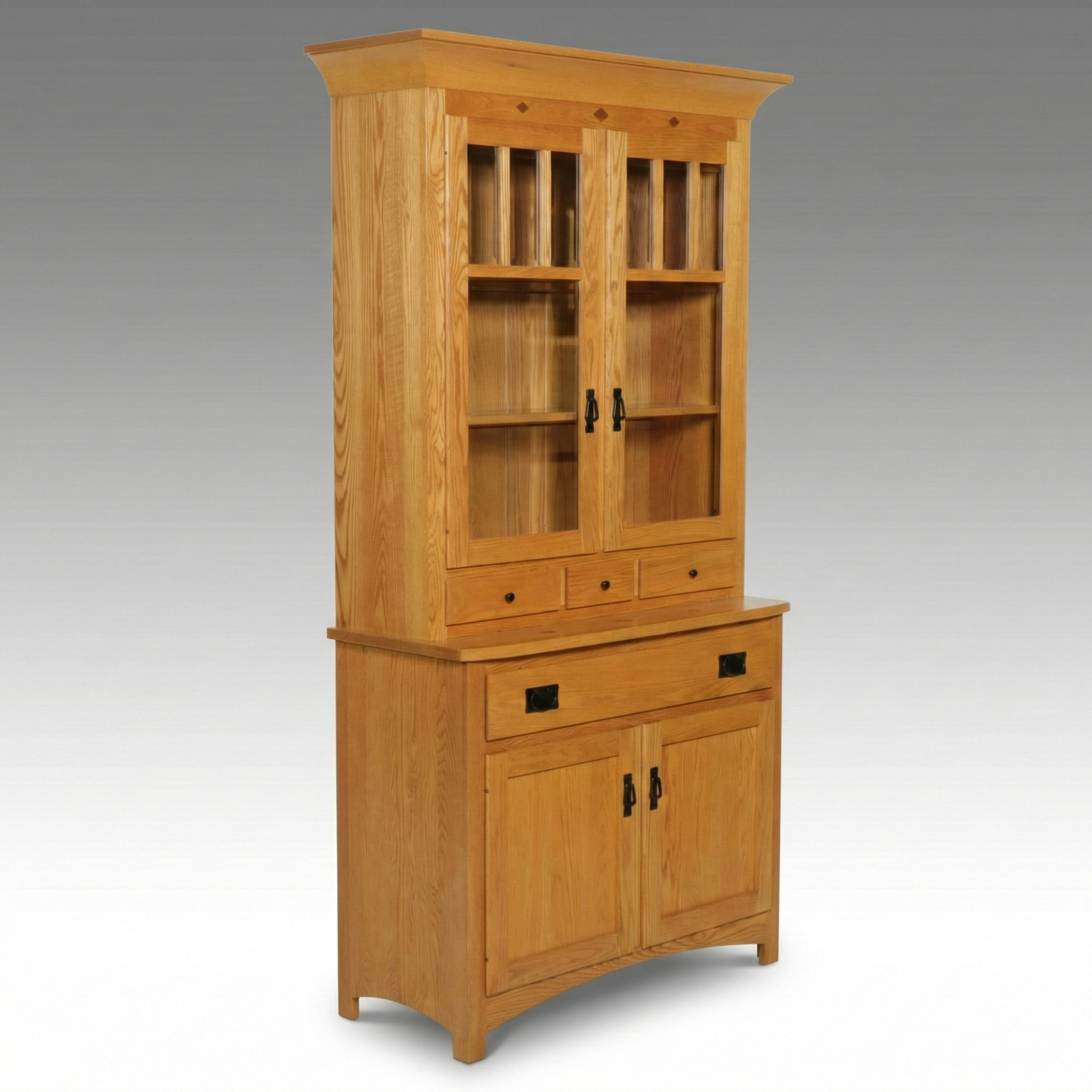 Bench-Made Craftsman Style Oak China Cabinet, 21st Century