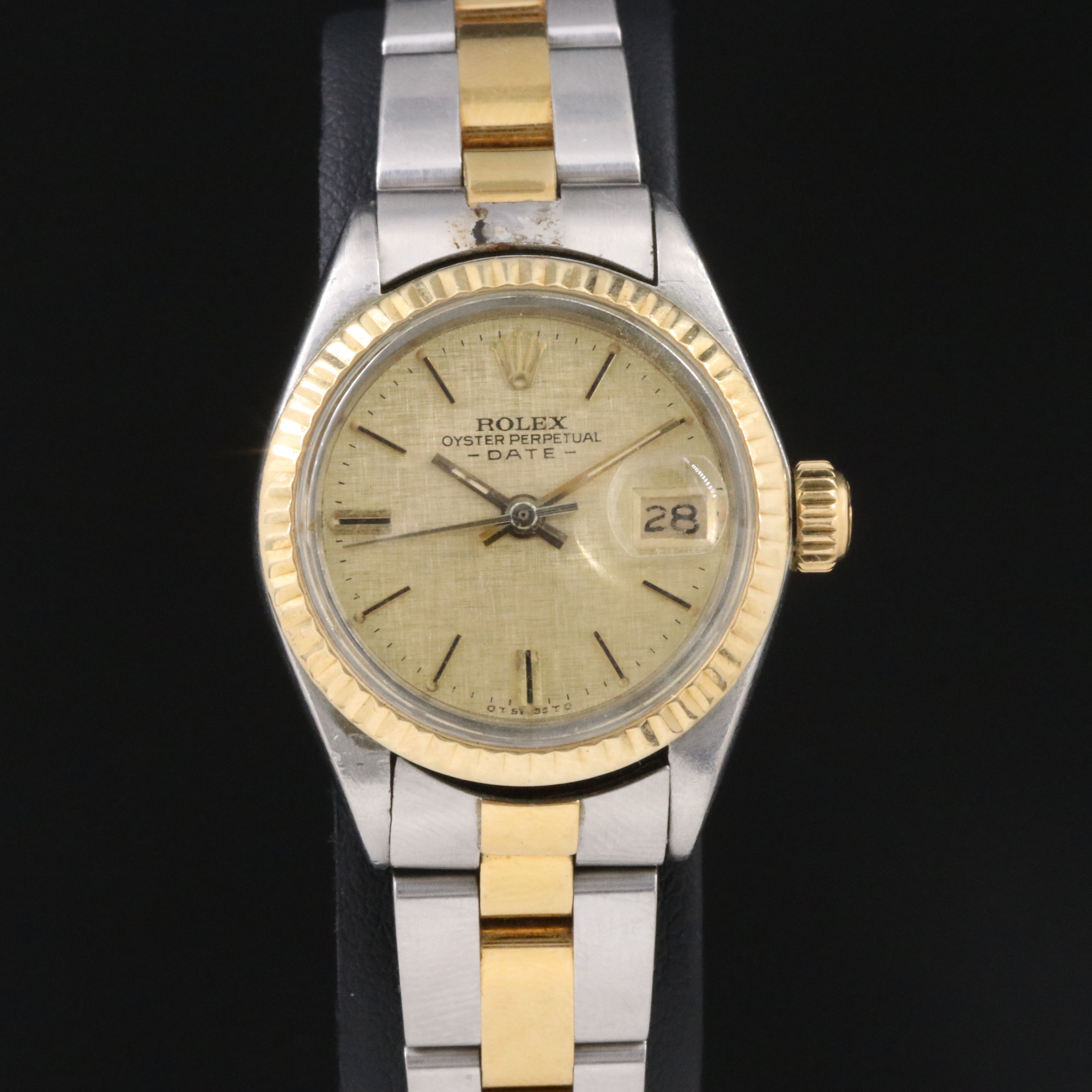 1972 Rolex Sigma Linen Dial Oyster Perpetual Date Watch