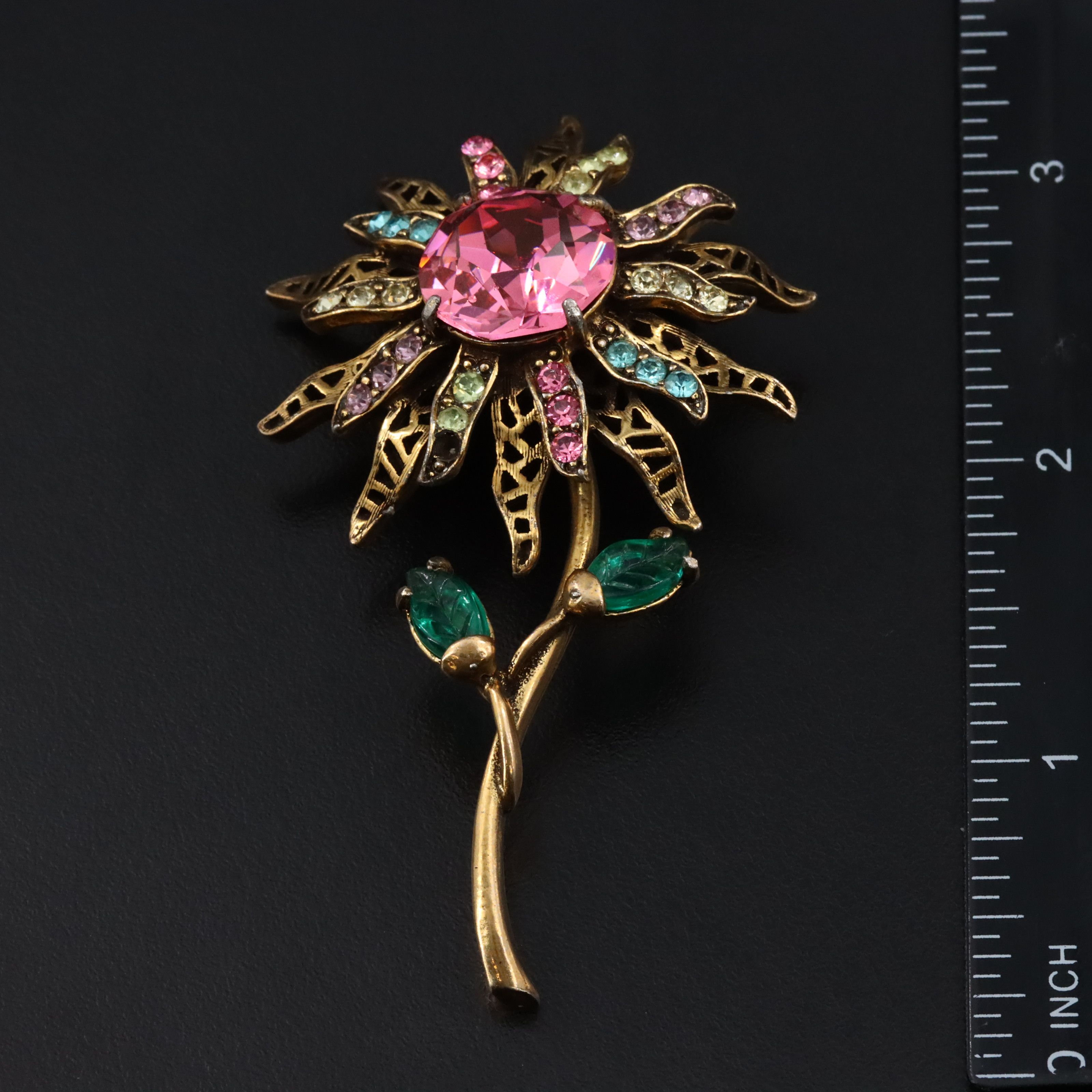 Weiss Rhinestone Flower Brooch