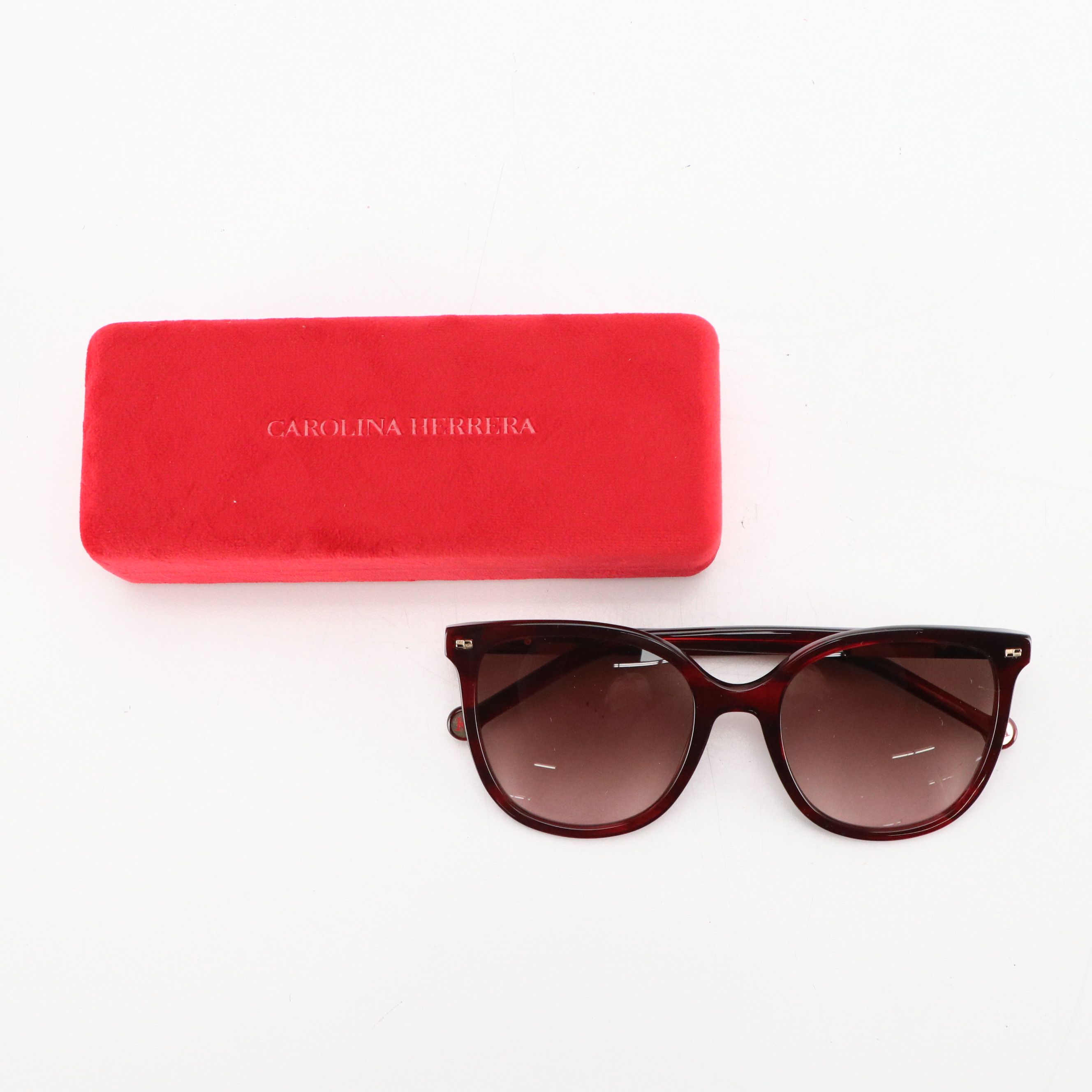 Carolina Herrera HER 0136/S K4GHA Burgundy Horn Frame Sunglasses in Case