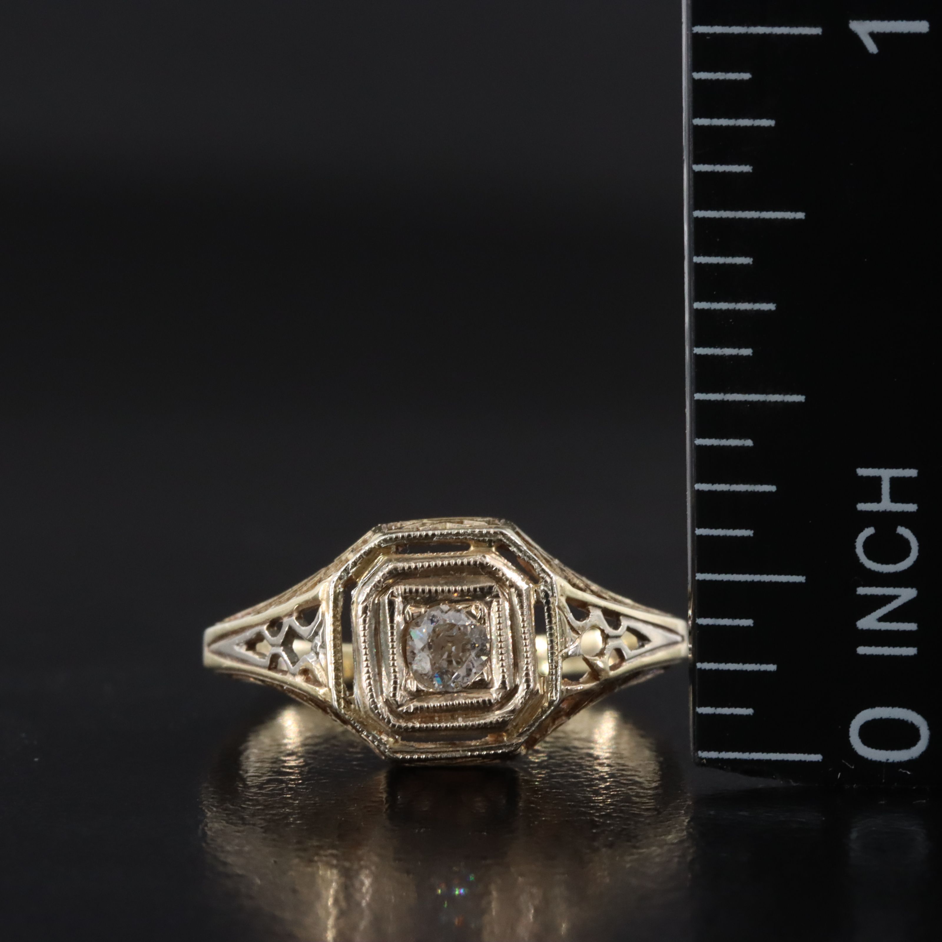 Vintage 14K 0.11 CT Diamond Filigree Ring