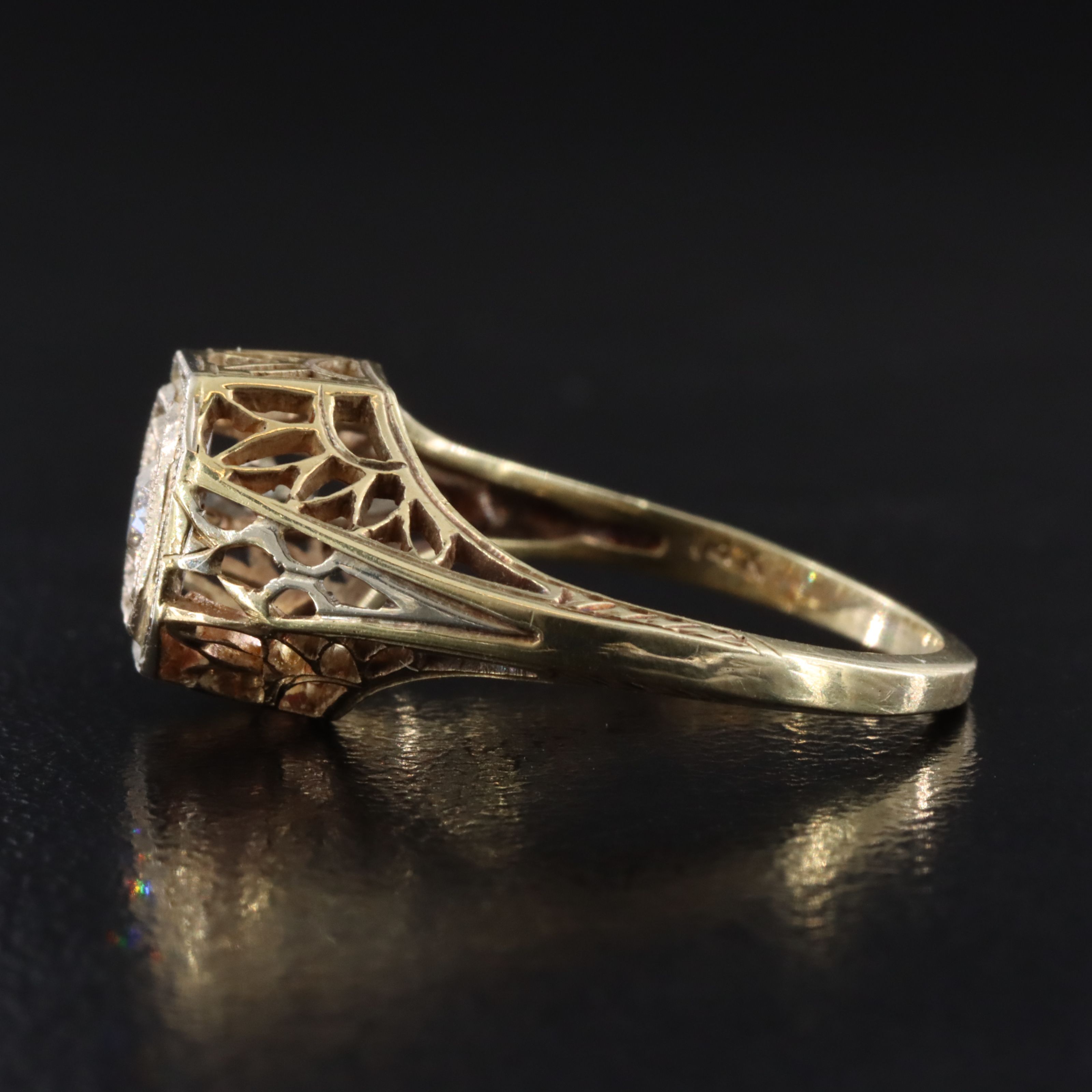 Vintage 14K 0.11 CT Diamond Filigree Ring