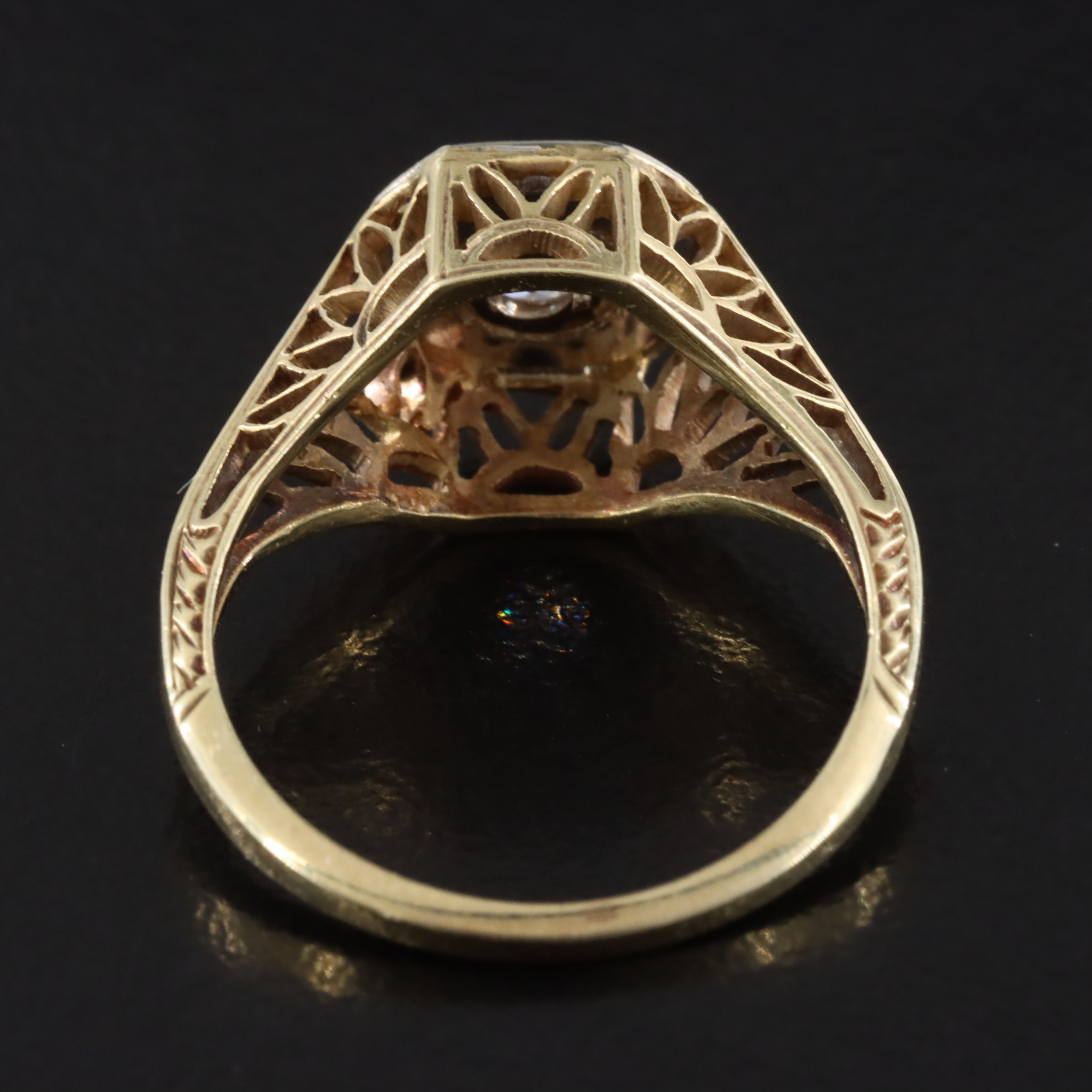 Vintage 14K 0.11 CT Diamond Filigree Ring