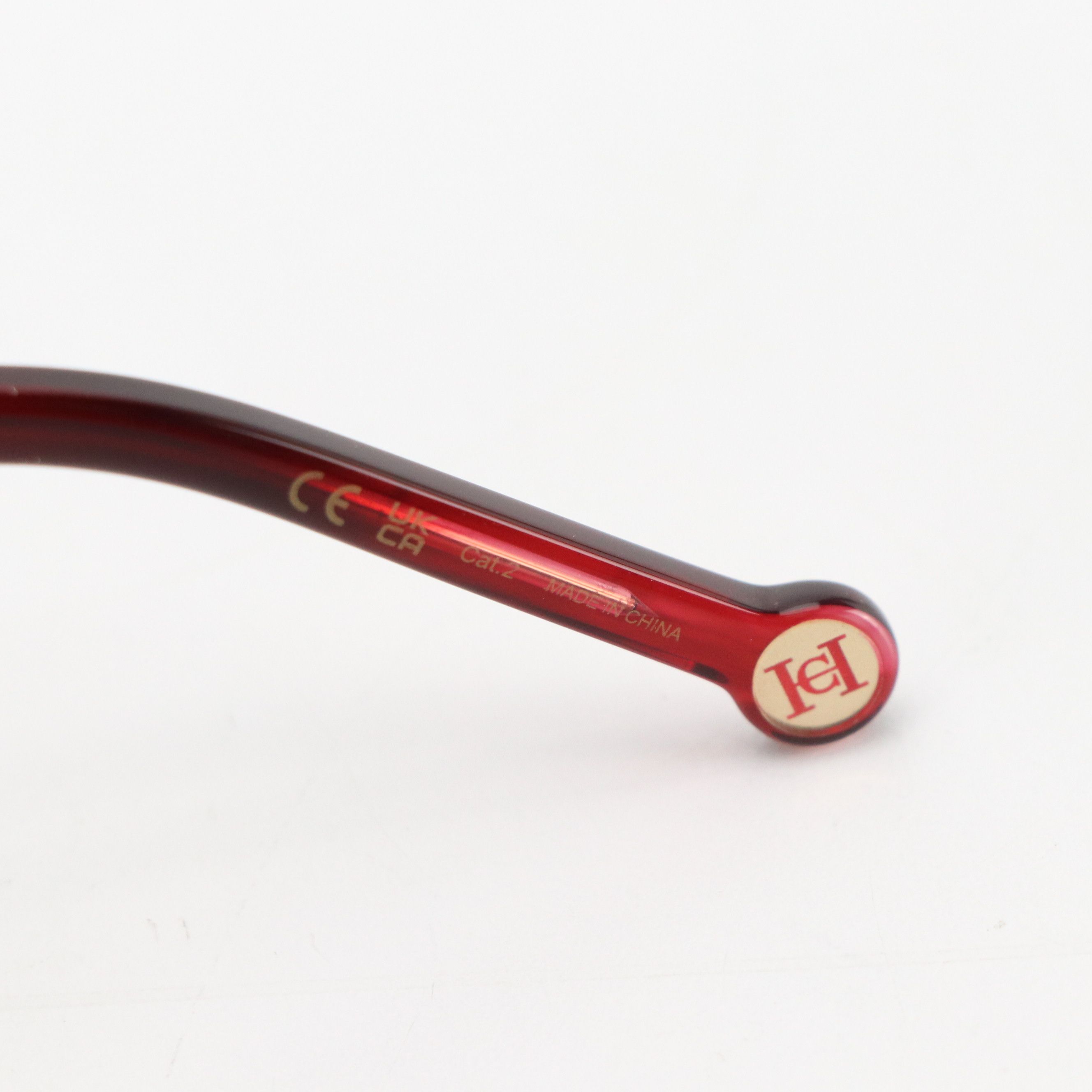 Carolina Herrera HER 0136/S K4GHA Burgundy Horn Frame Sunglasses in Case