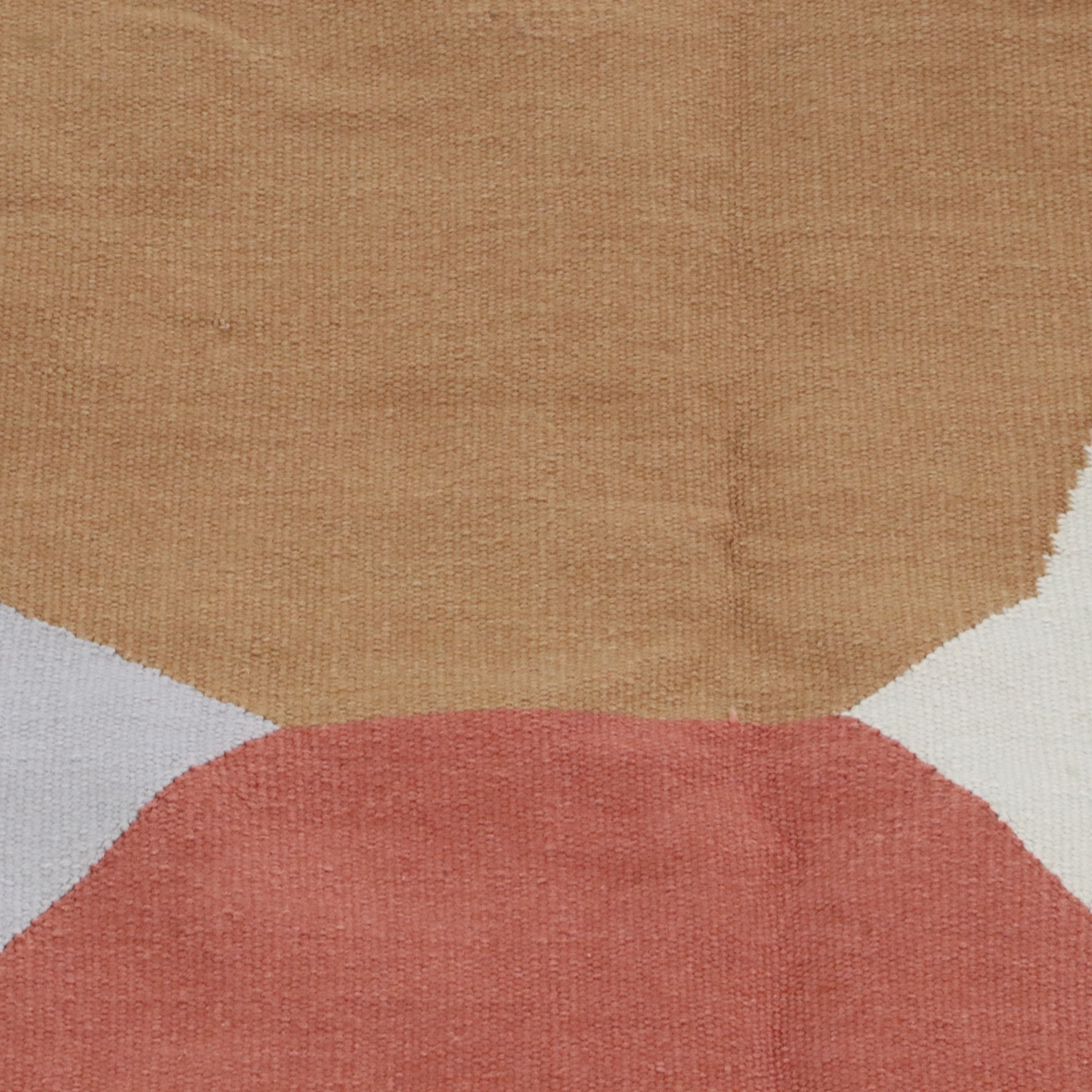 4' x 6' Handwoven Minna Peruvian Contemporary Area Rug