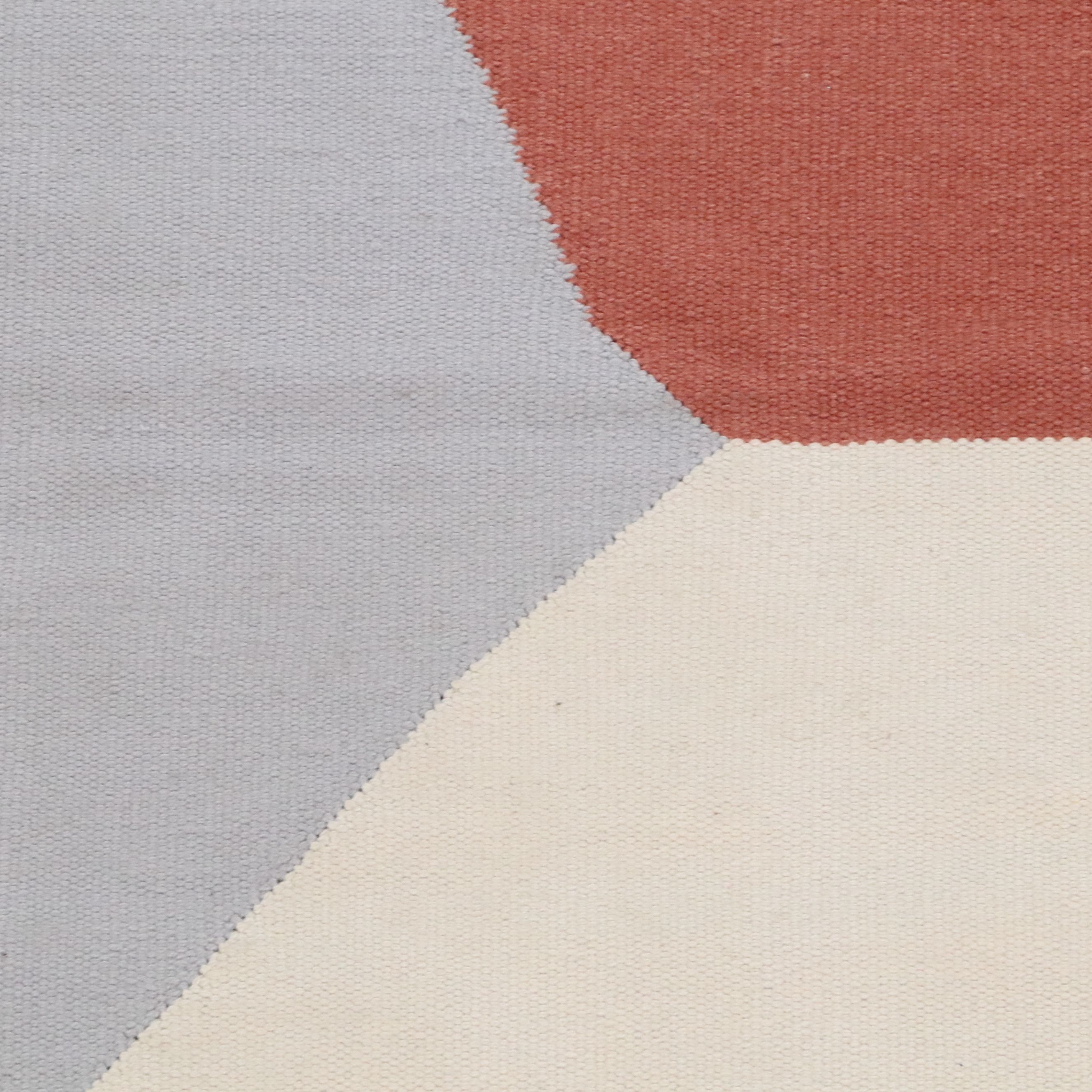 4' x 6' Handwoven Minna Peruvian Contemporary Area Rug