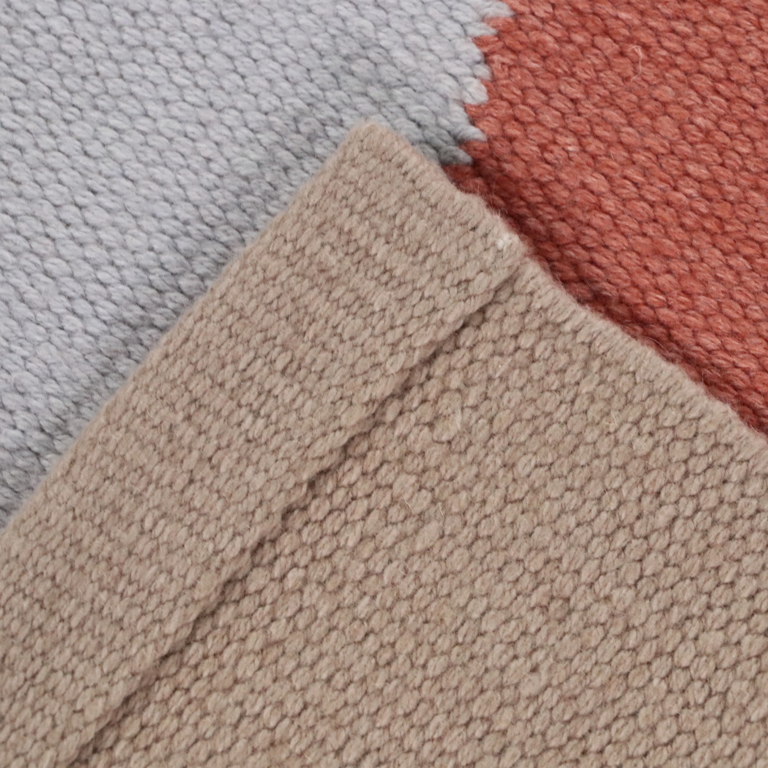 4' x 6' Handwoven Minna Peruvian Contemporary Area Rug