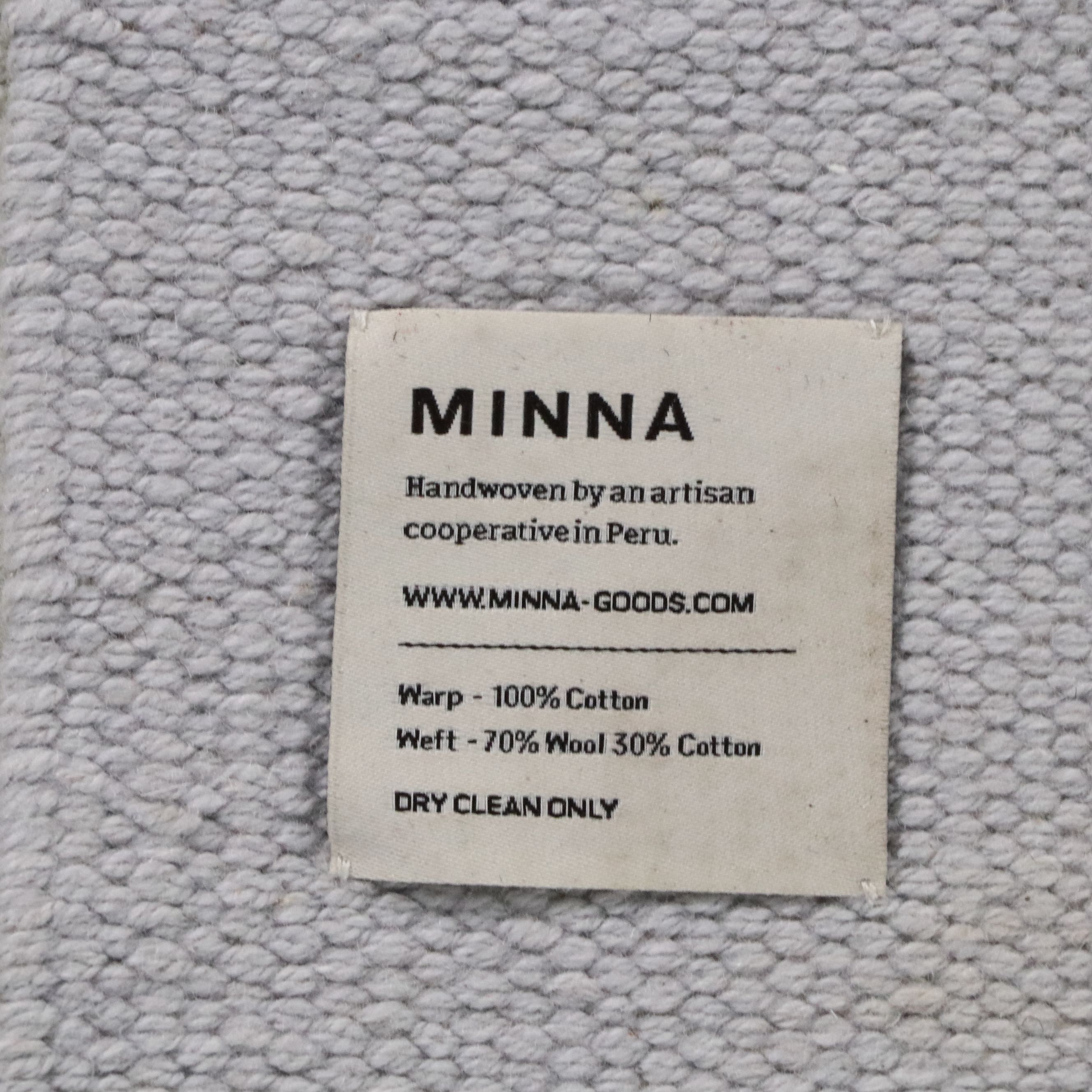 4' x 6' Handwoven Minna Peruvian Contemporary Area Rug