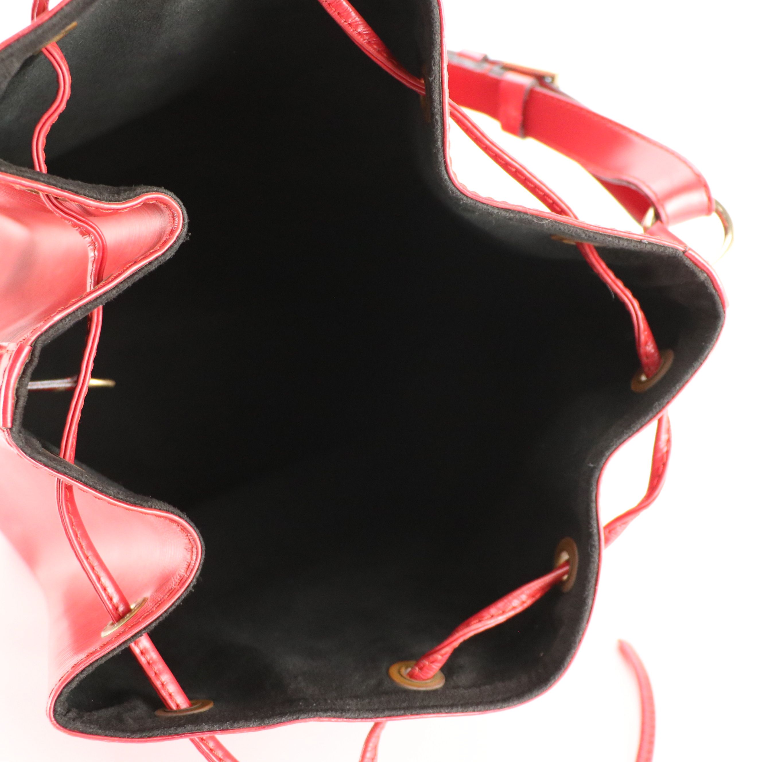 Louis Vuitton Noé Drawstring Shoulder Bag in Castilian Red Epi/Smooth Leather