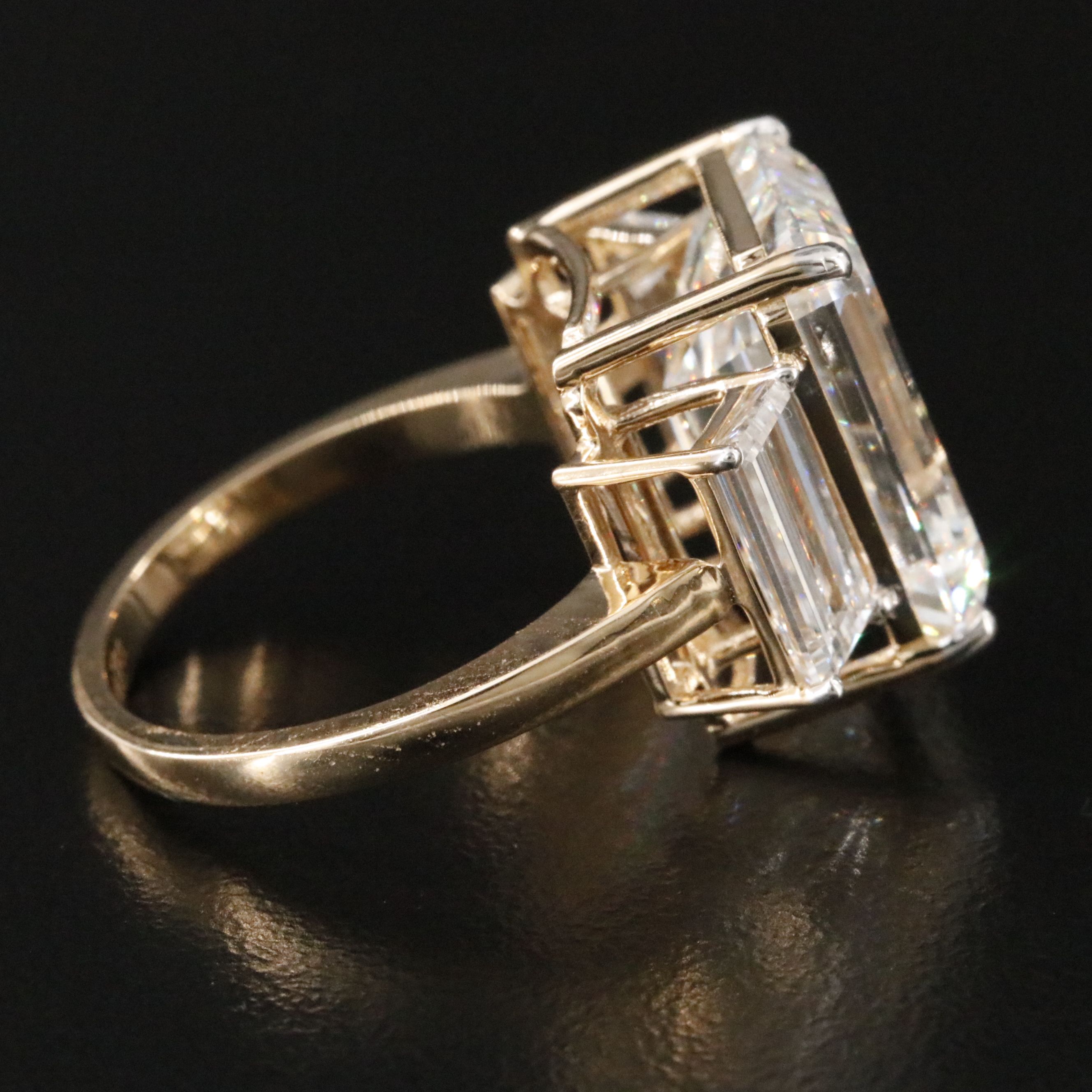 18K 10.77 CTW Lab Grown Diamond Ring with IGI Report