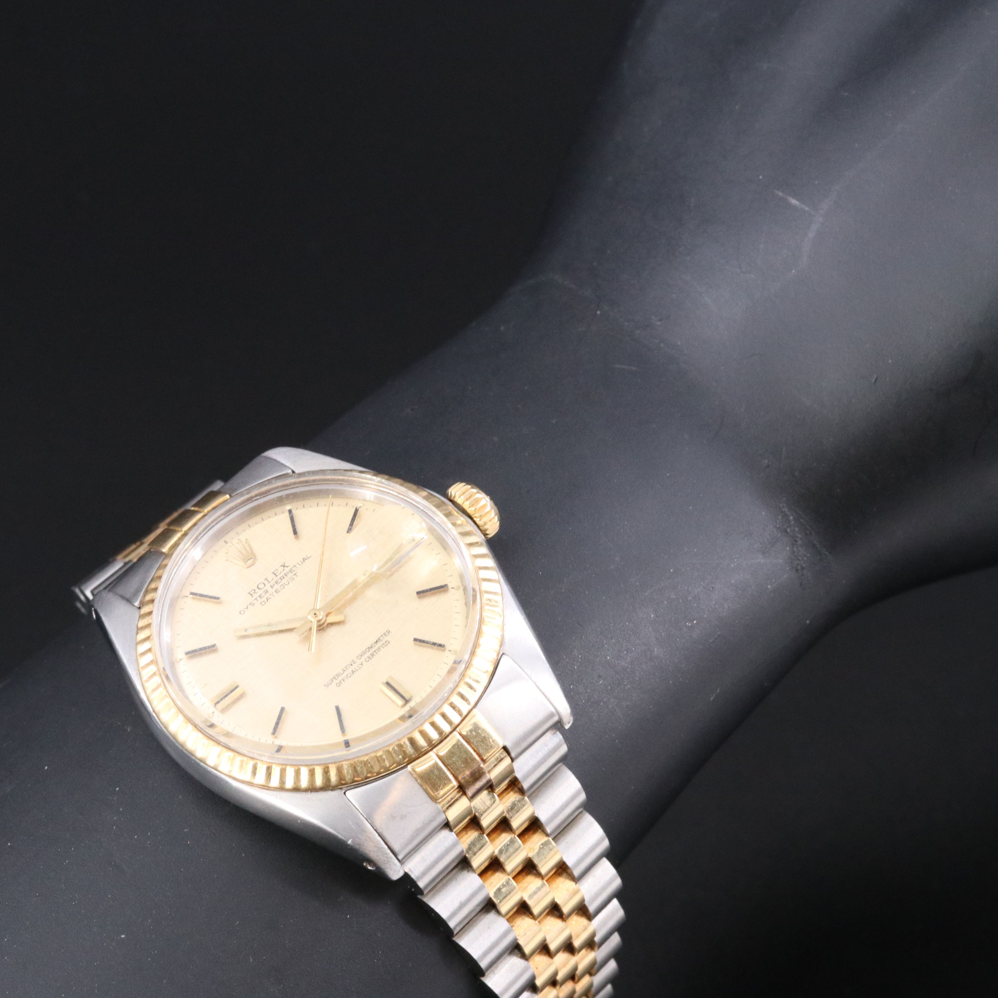 1971 Rolex Linen Dial Custom Band Datejust Watch