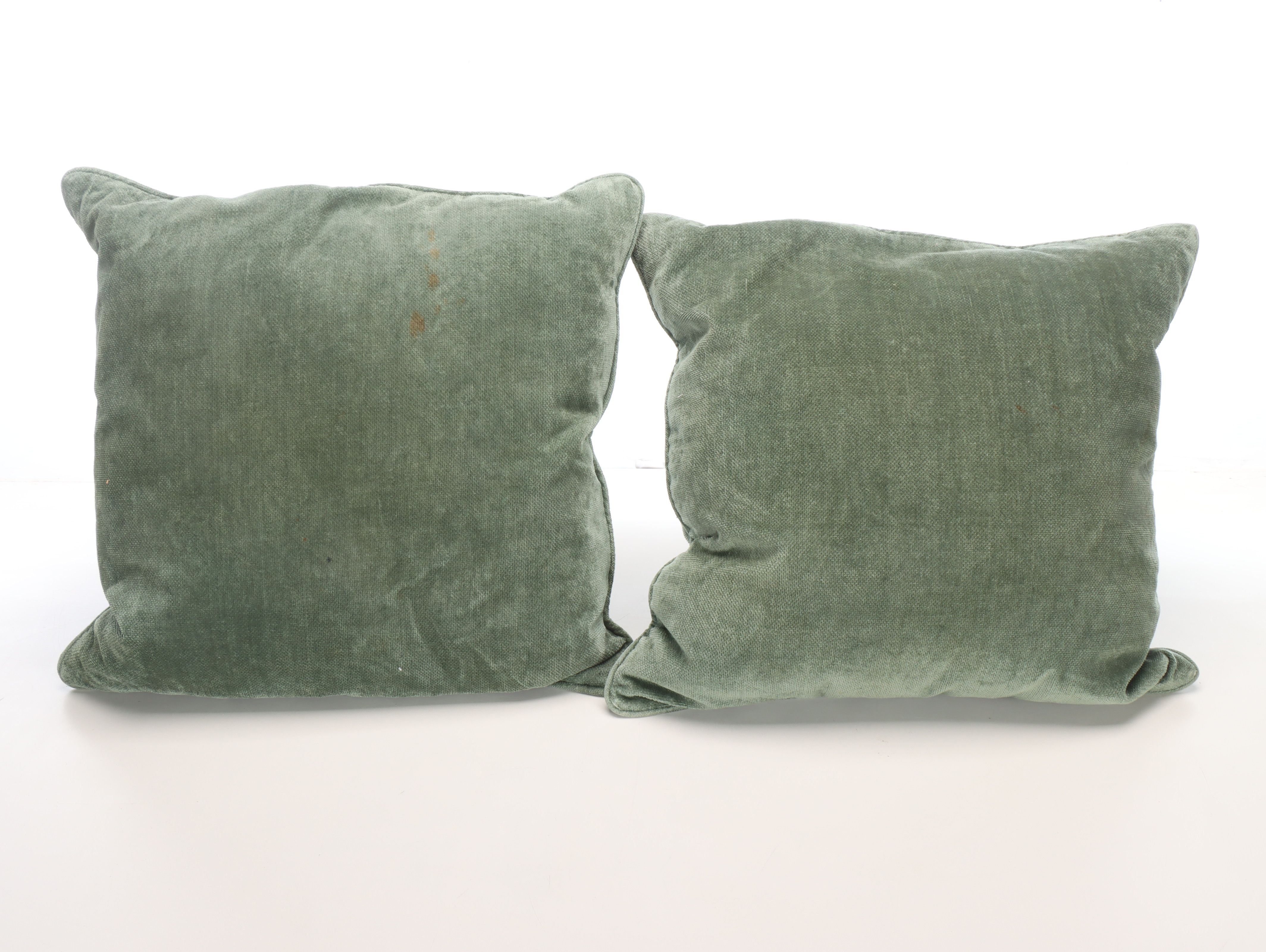 Green Polyester and Velvet Accent Pillows