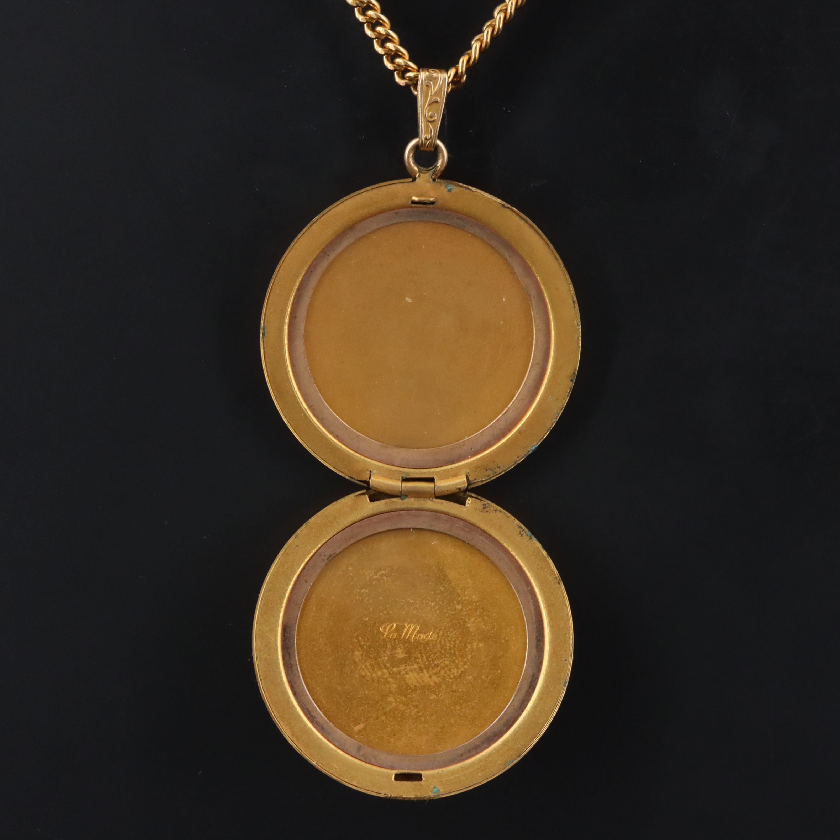 Ripley & Gowen Co. La Mode Gold-Filled Locket Necklace