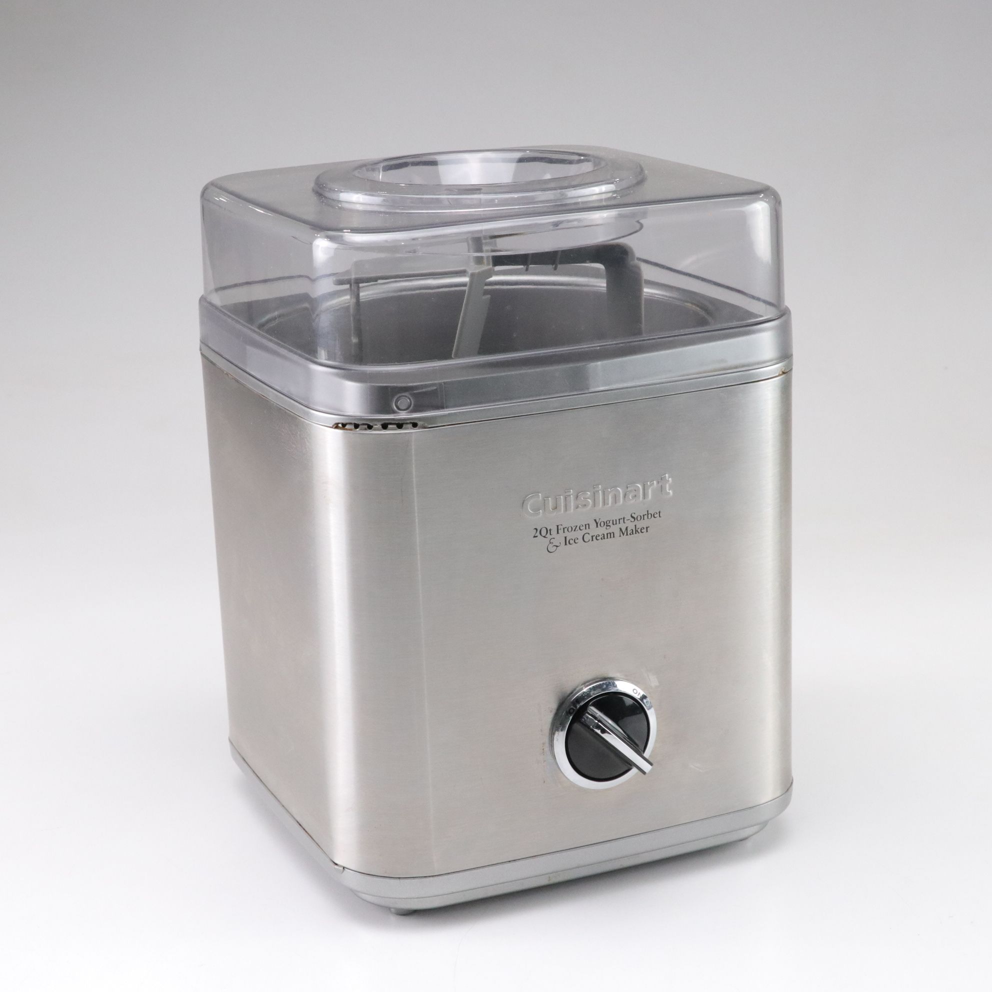 Cuisinart 2 Qt. Frozen Yogurt-Sorbet & Ice Cream Maker
