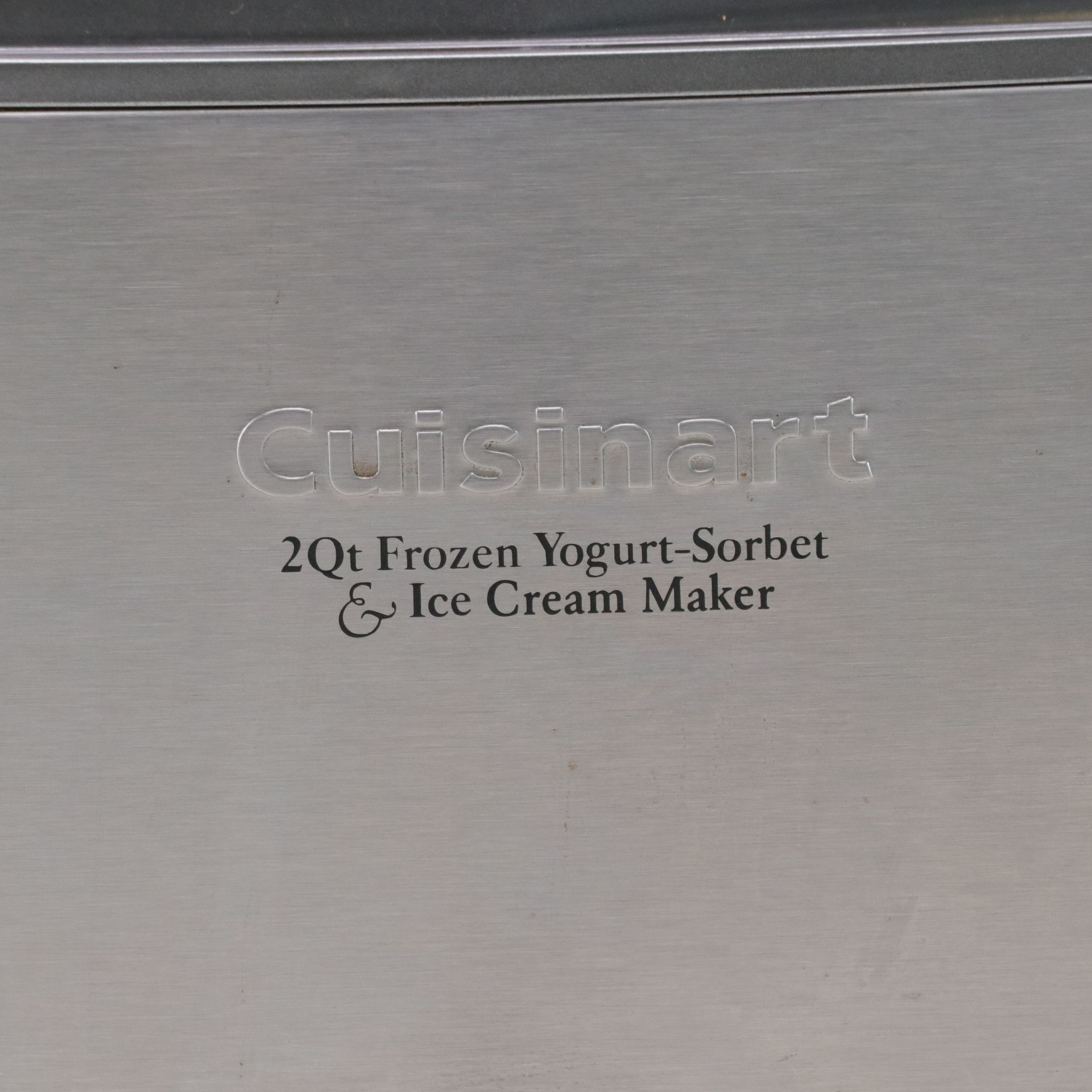 Cuisinart 2 Qt. Frozen Yogurt-Sorbet & Ice Cream Maker