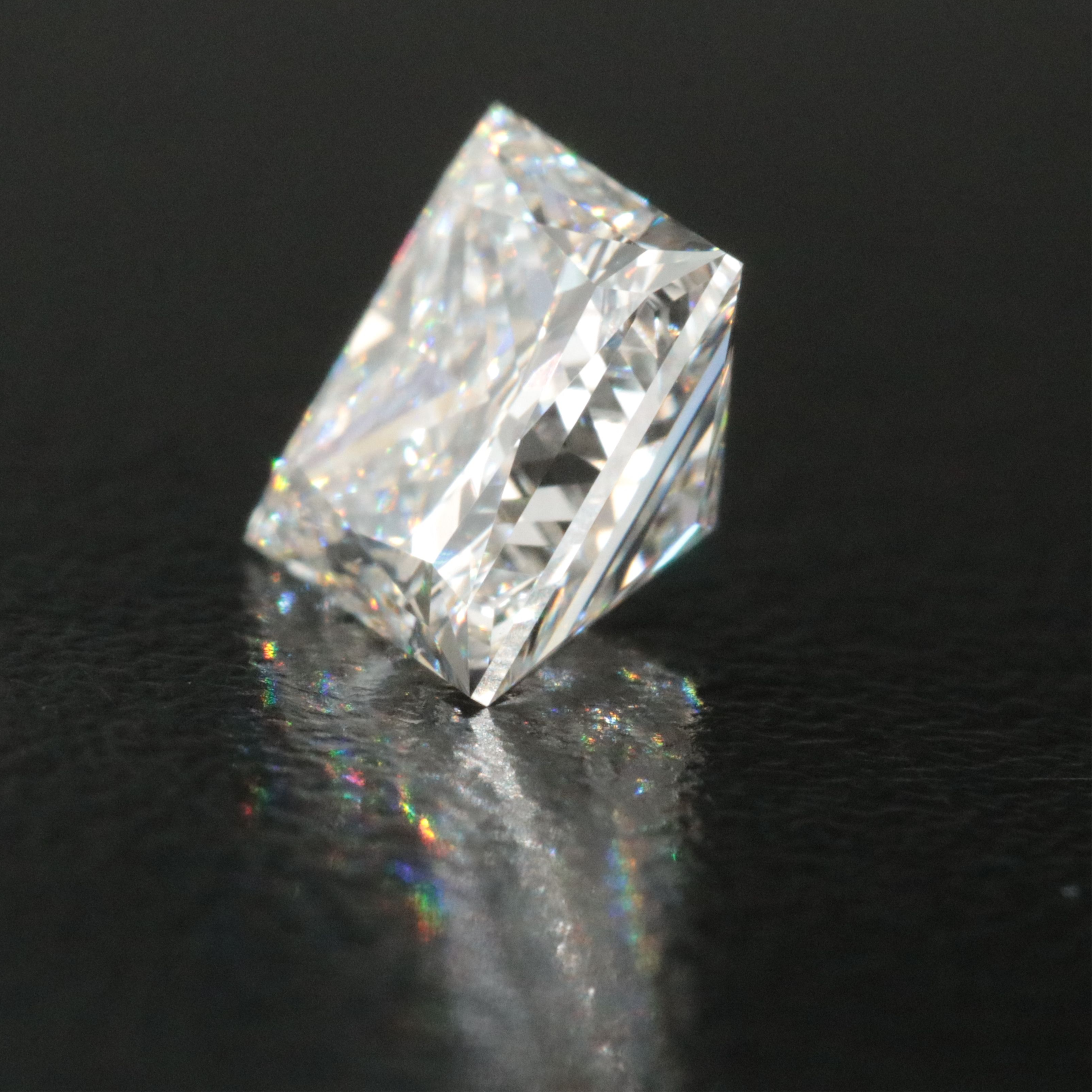 Loose 1.90 CT Lab Grown Diamond with IGI Report