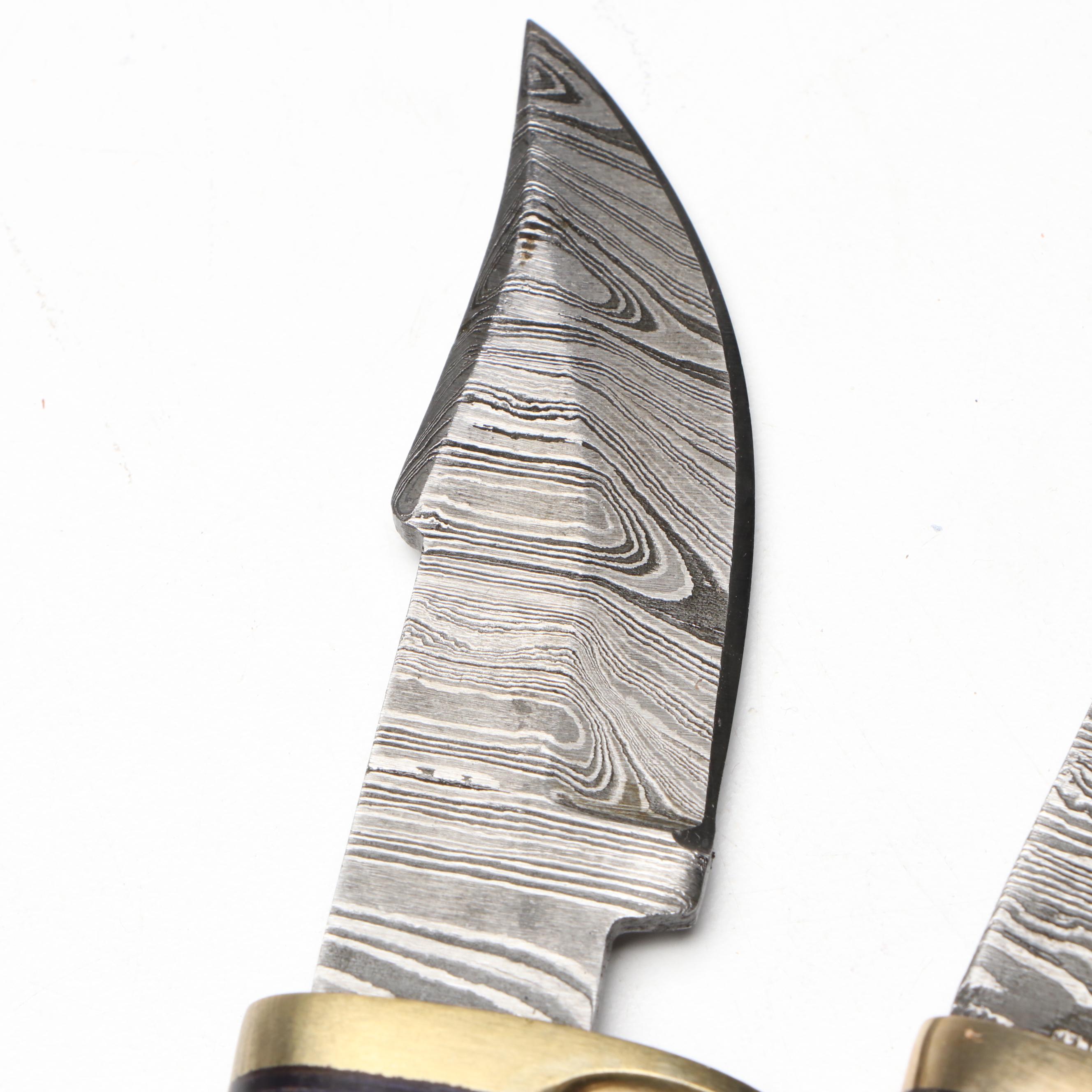 Damascus Steel Skinner Knives in Leather Scabbards with Cleaver
