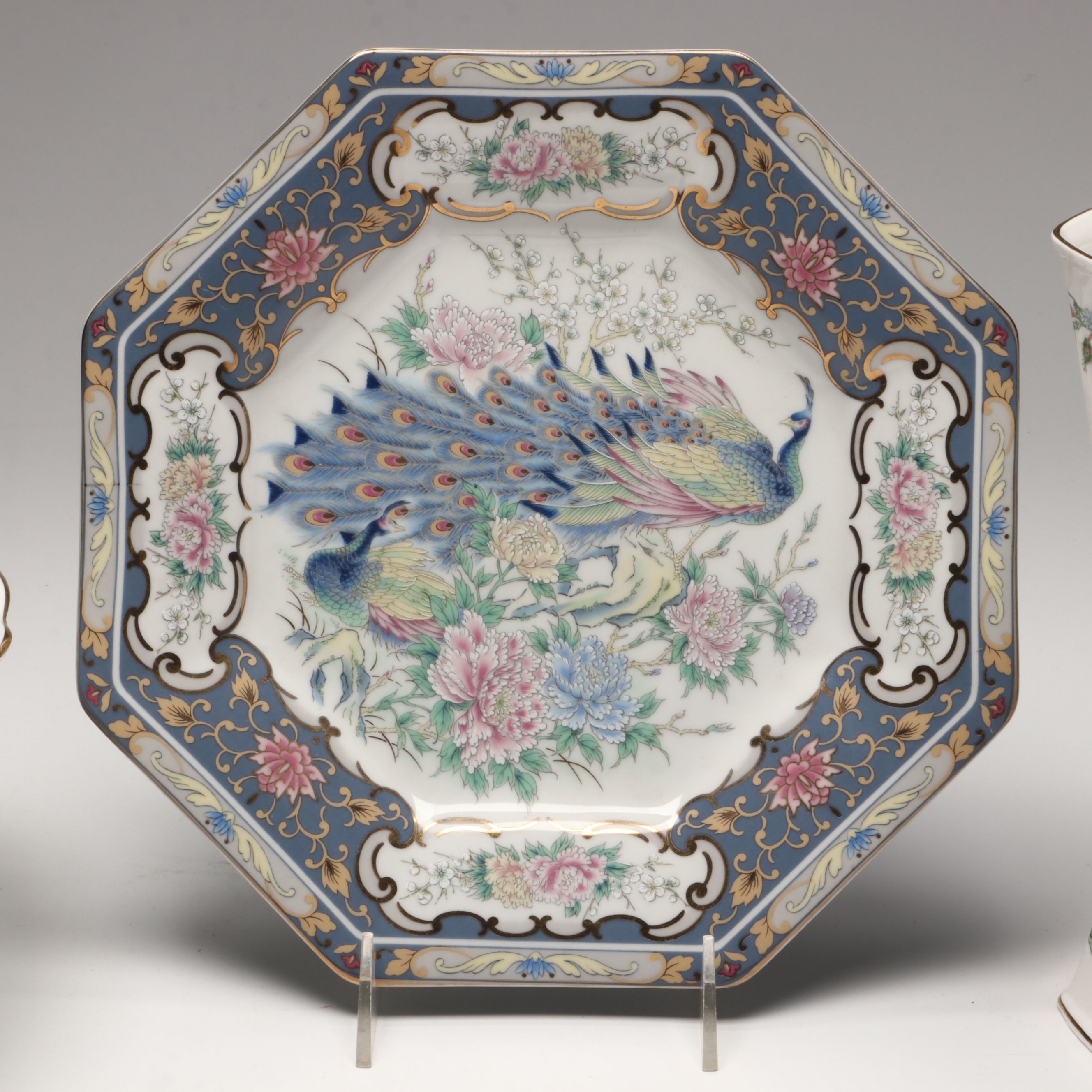 Aynsley "Wild Tudor" Vase and Cake Plate  with Kozan Kiln Decorative Plate