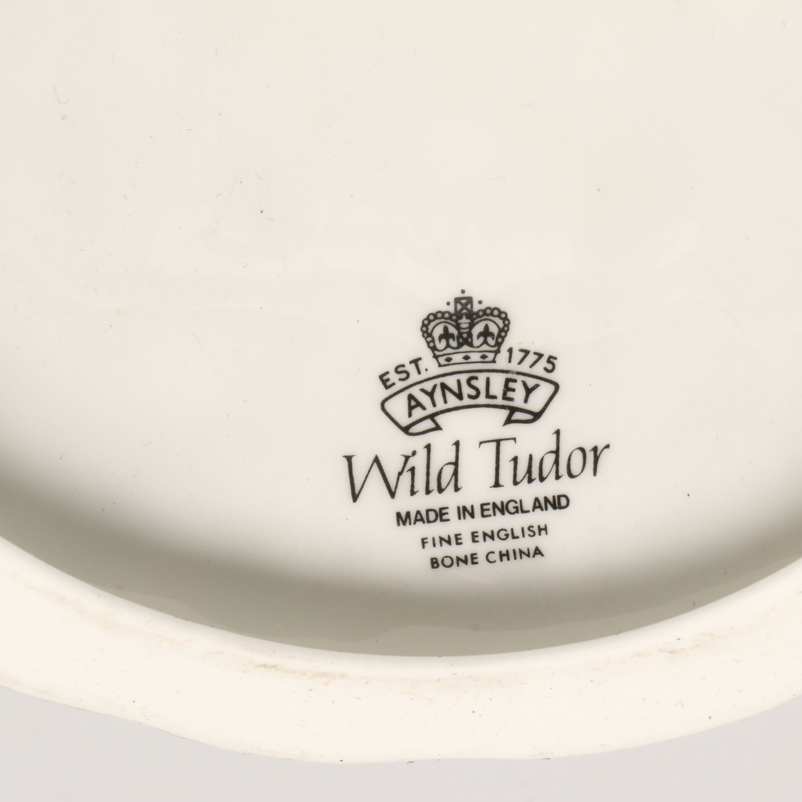 Aynsley "Wild Tudor" Vase and Cake Plate  with Kozan Kiln Decorative Plate