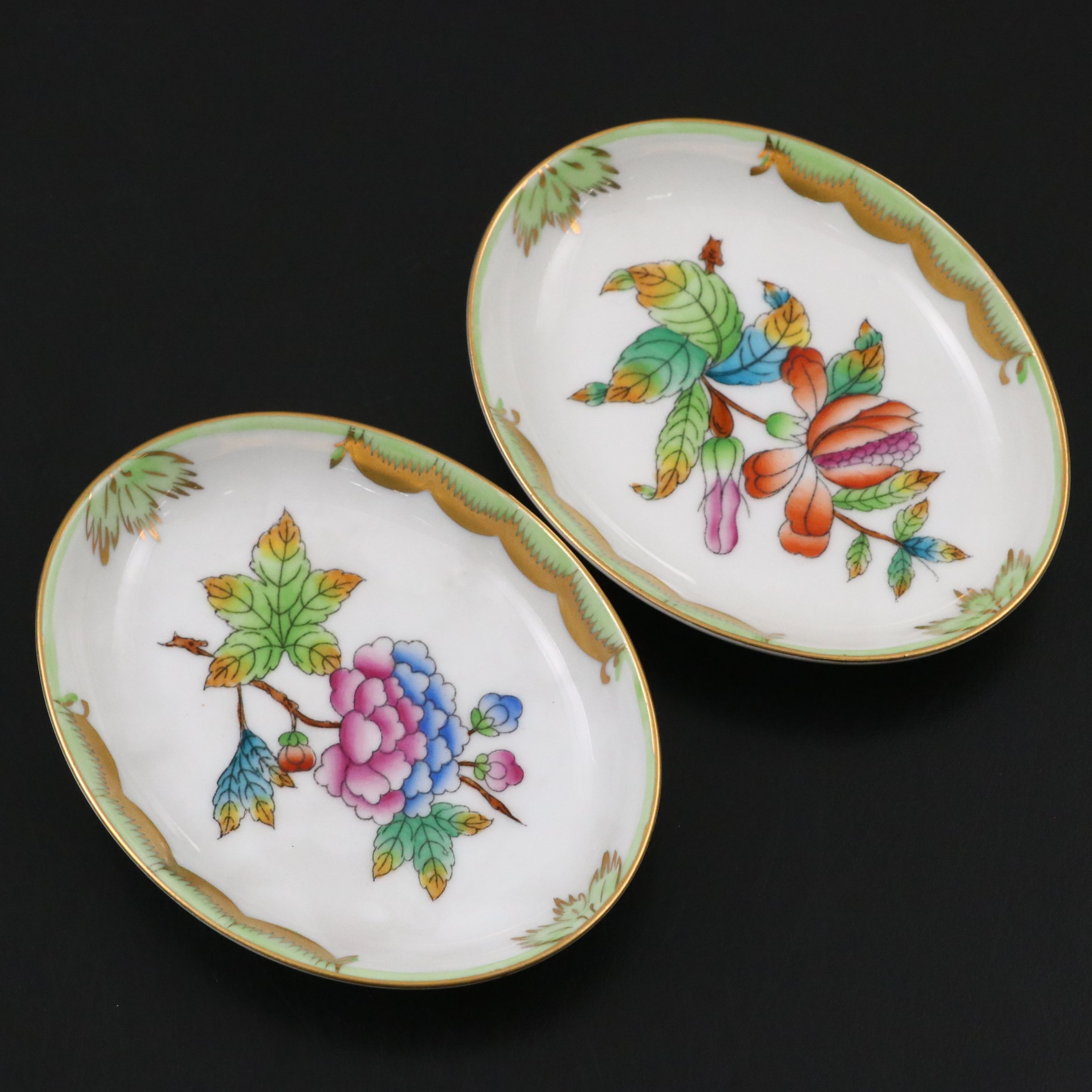 Herend "Queen Victoria" Oval Porcelain Ashtrays